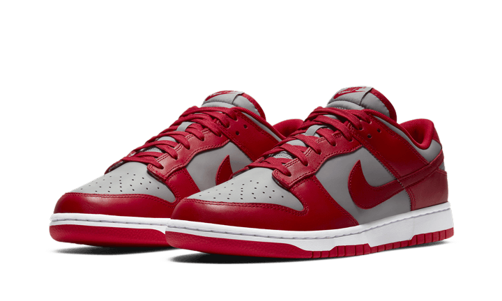 NIKE Dunk Low UNLV