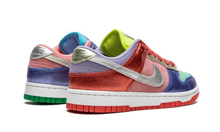 NIKE Dunk Low Sunset PulseV