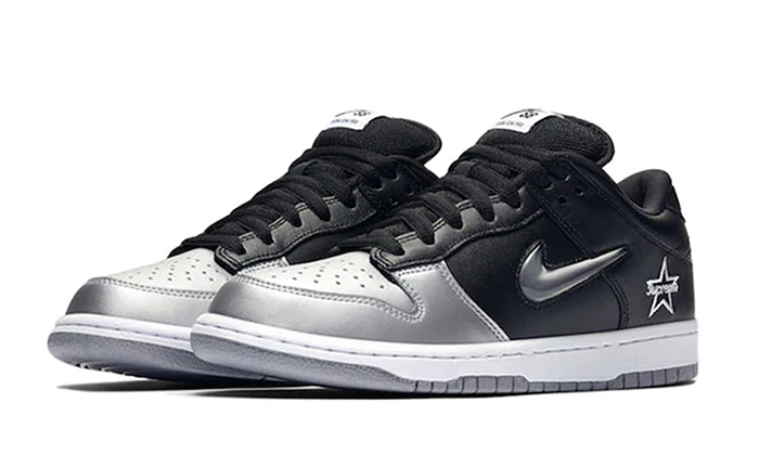Nike Supreme x Dunk SB Low QS 'Metallic Silver'