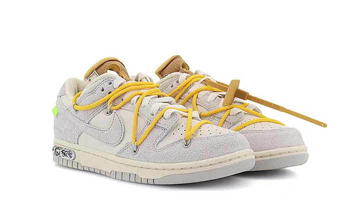 Off-White x Nike Dunk Low  The 50  Lot 39