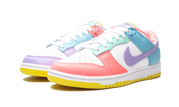 NIKE Dunk Low SE Easter