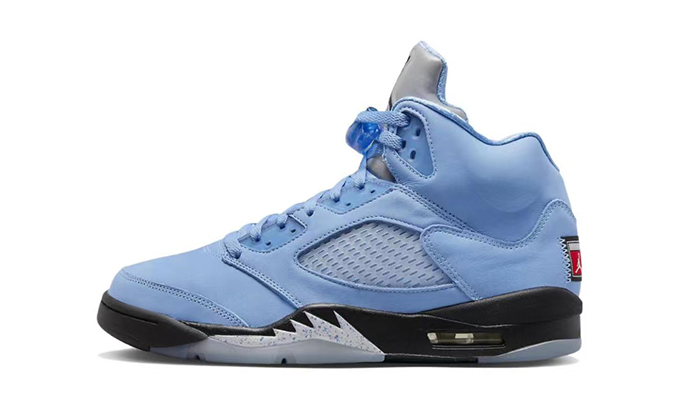 Air Jordan 5 Retro 'UNC'