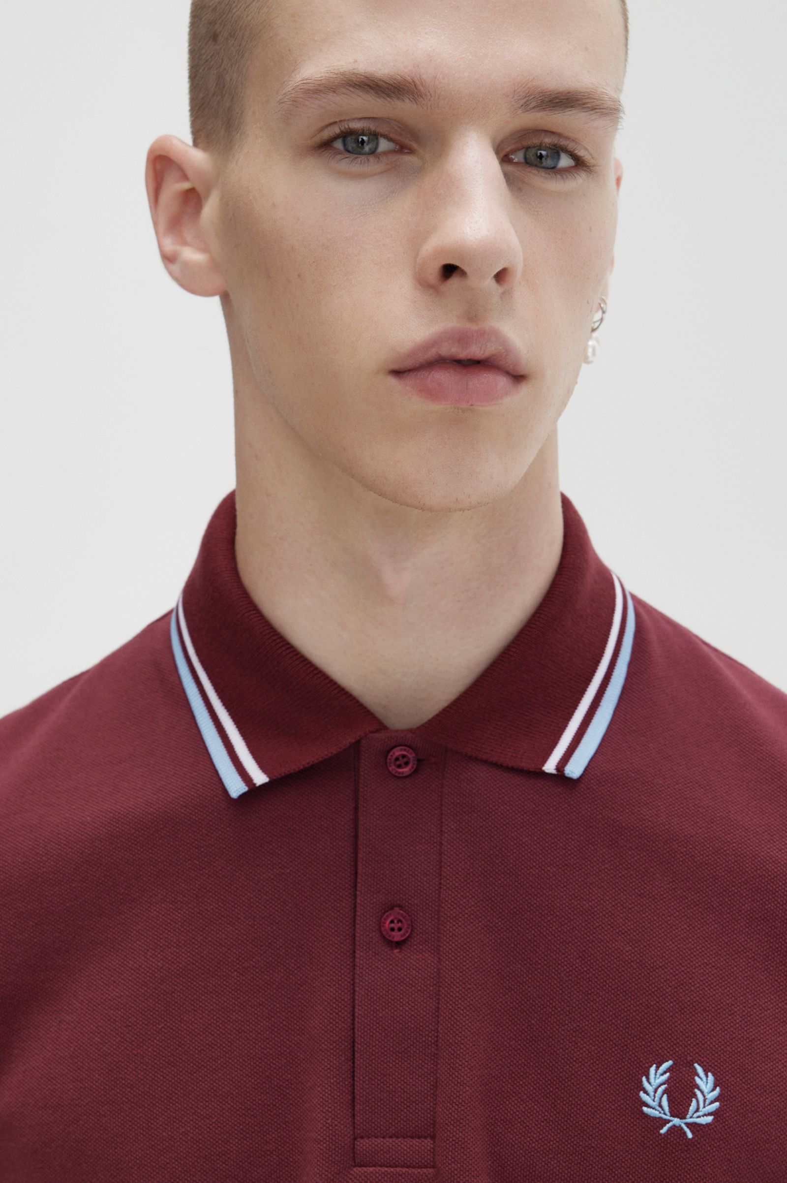 The Fred Perry ShirtM12 Maroon / White / Ice 7039020