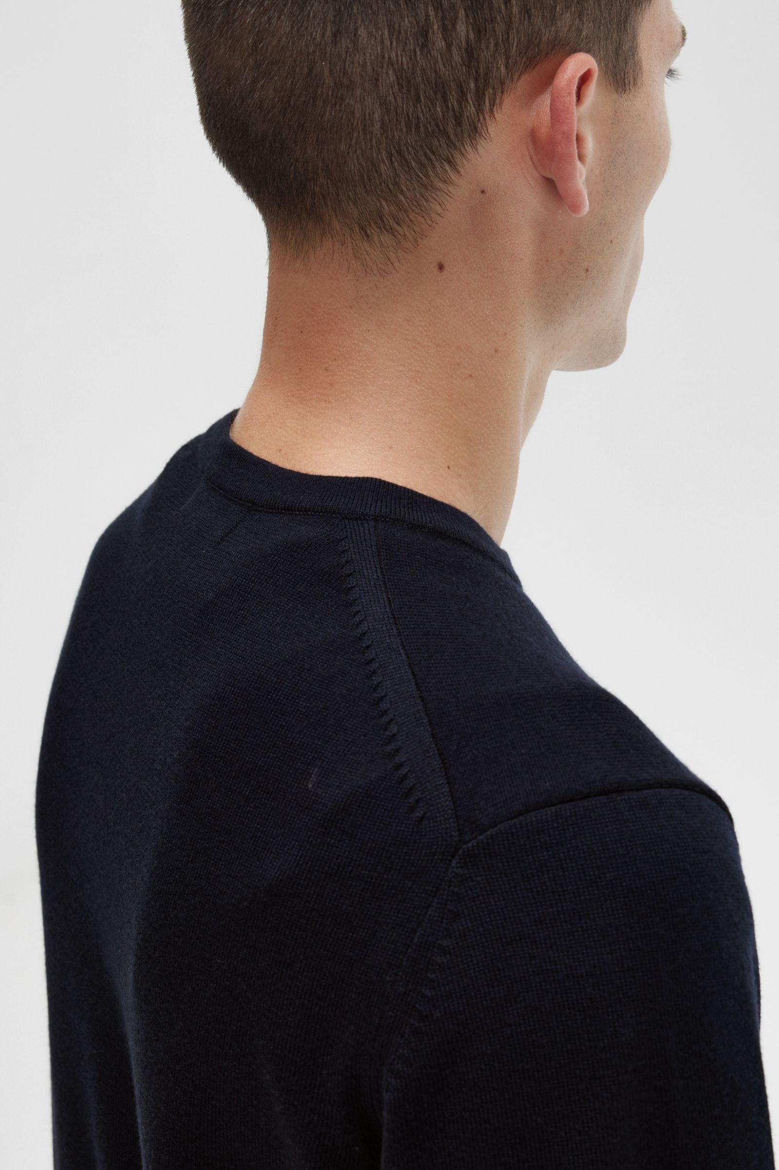 Classic Crew Neck Jumper Navy 7038329