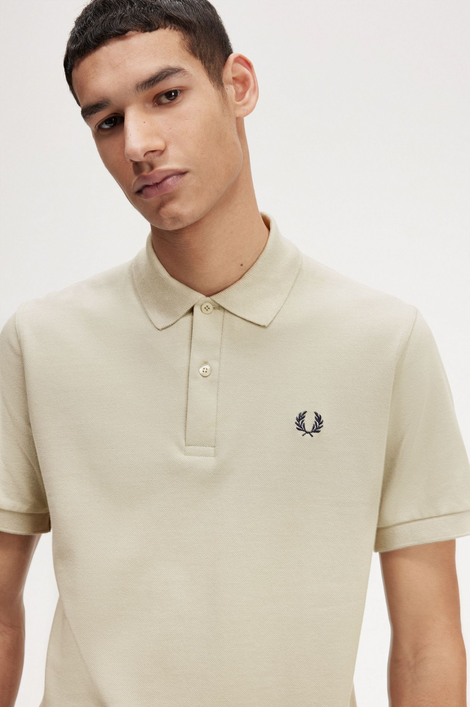 The Fred Perry ShirtM3 Light Oyster / Navy 7039056