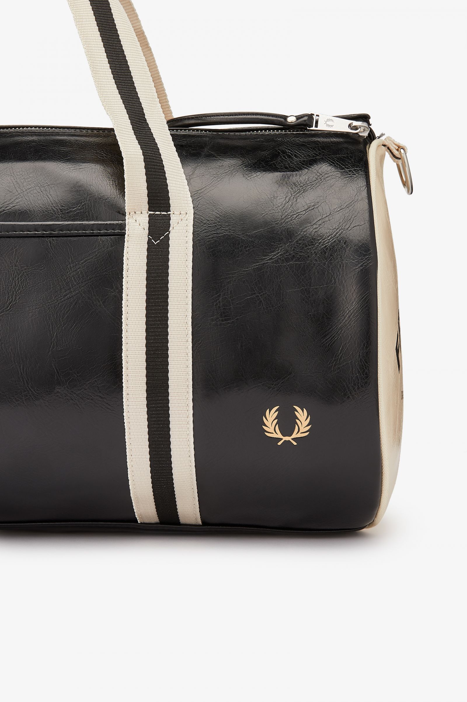 Classic Barrel Bag Black / Ecru 7038254