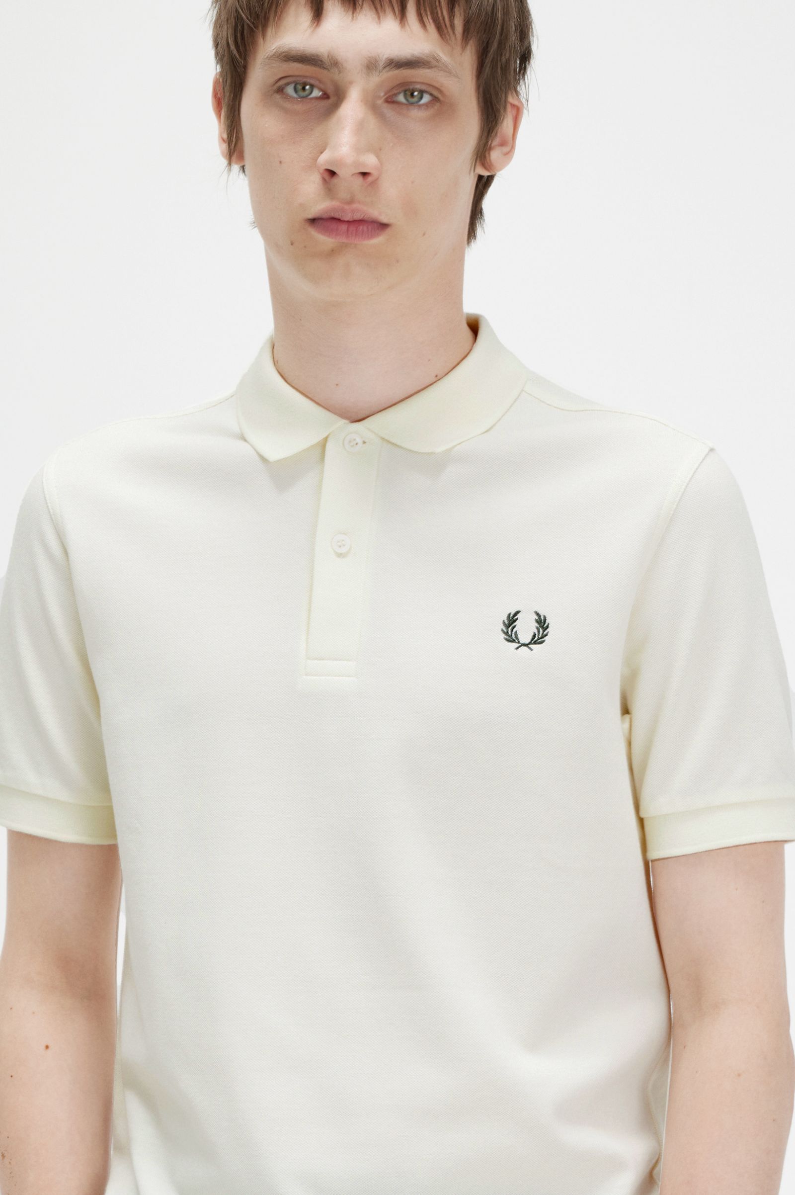 The Fred Perry ShirtM6000 Ecru / Night Green 7039158