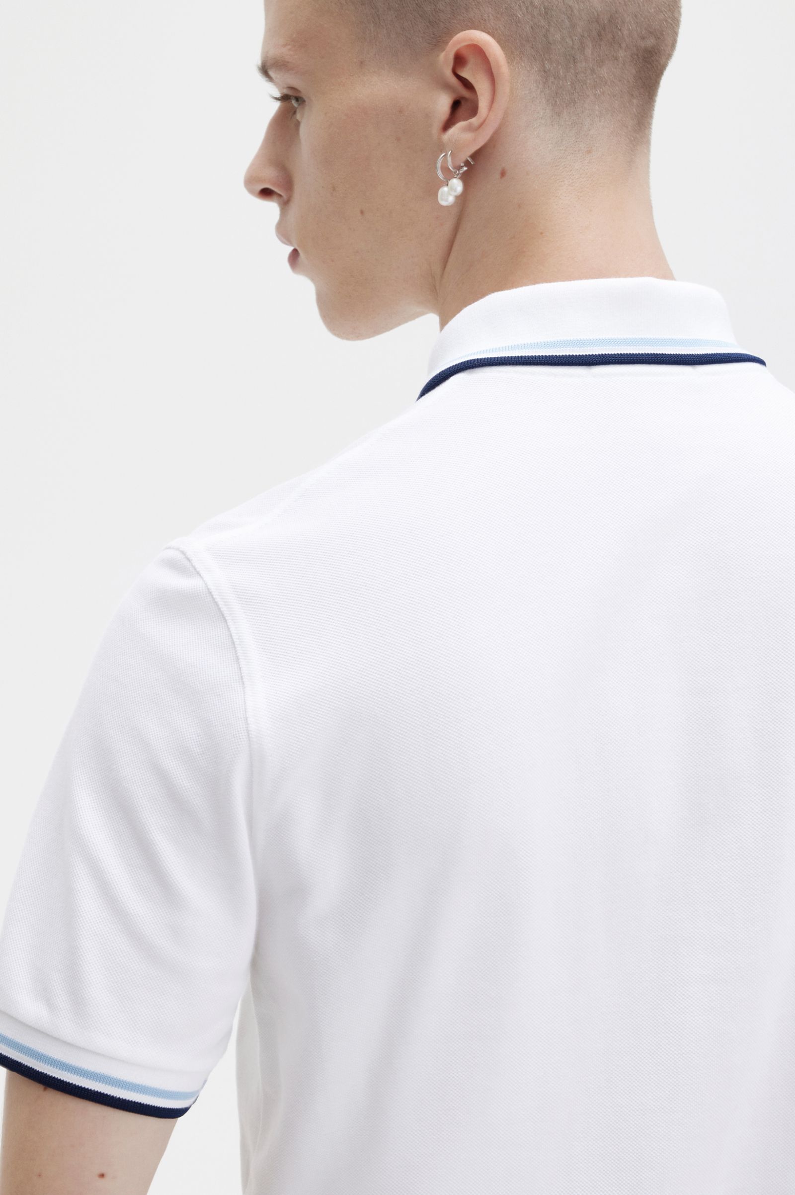 The Fred Perry ShirtM12 White / Ice / Navy 7038105