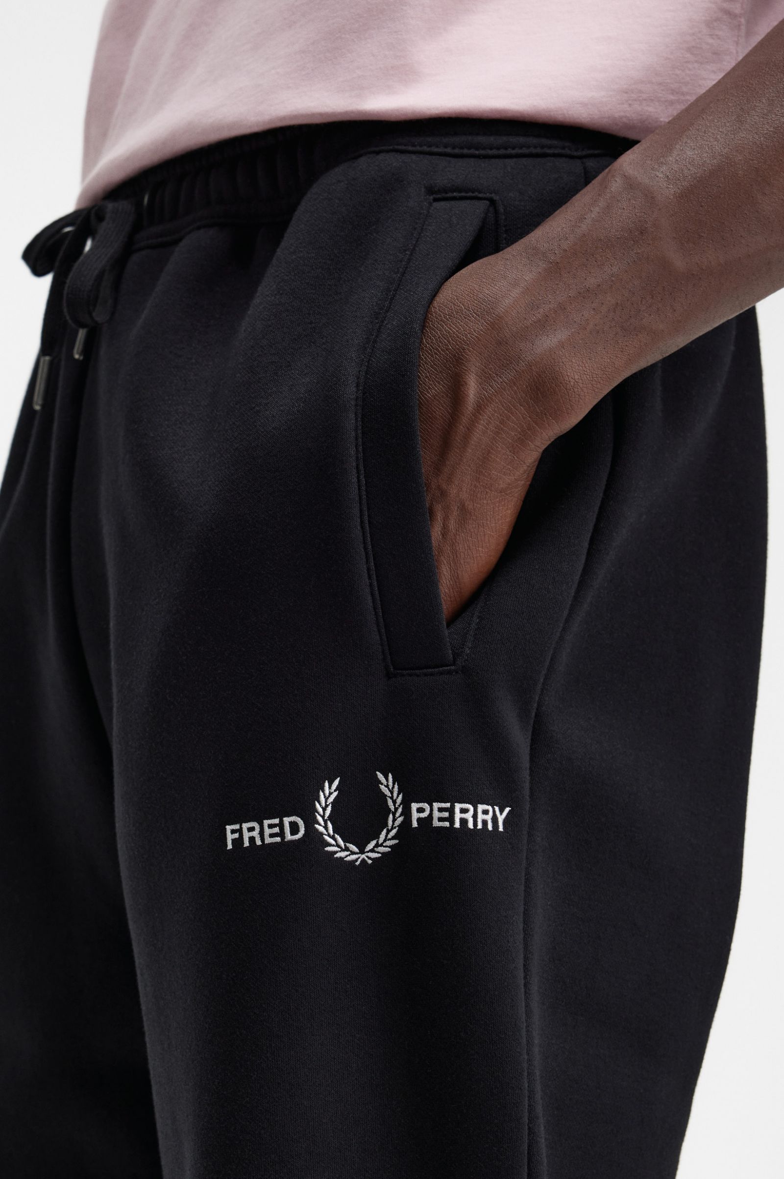 Embroidered Sweat Pants Black 7039150