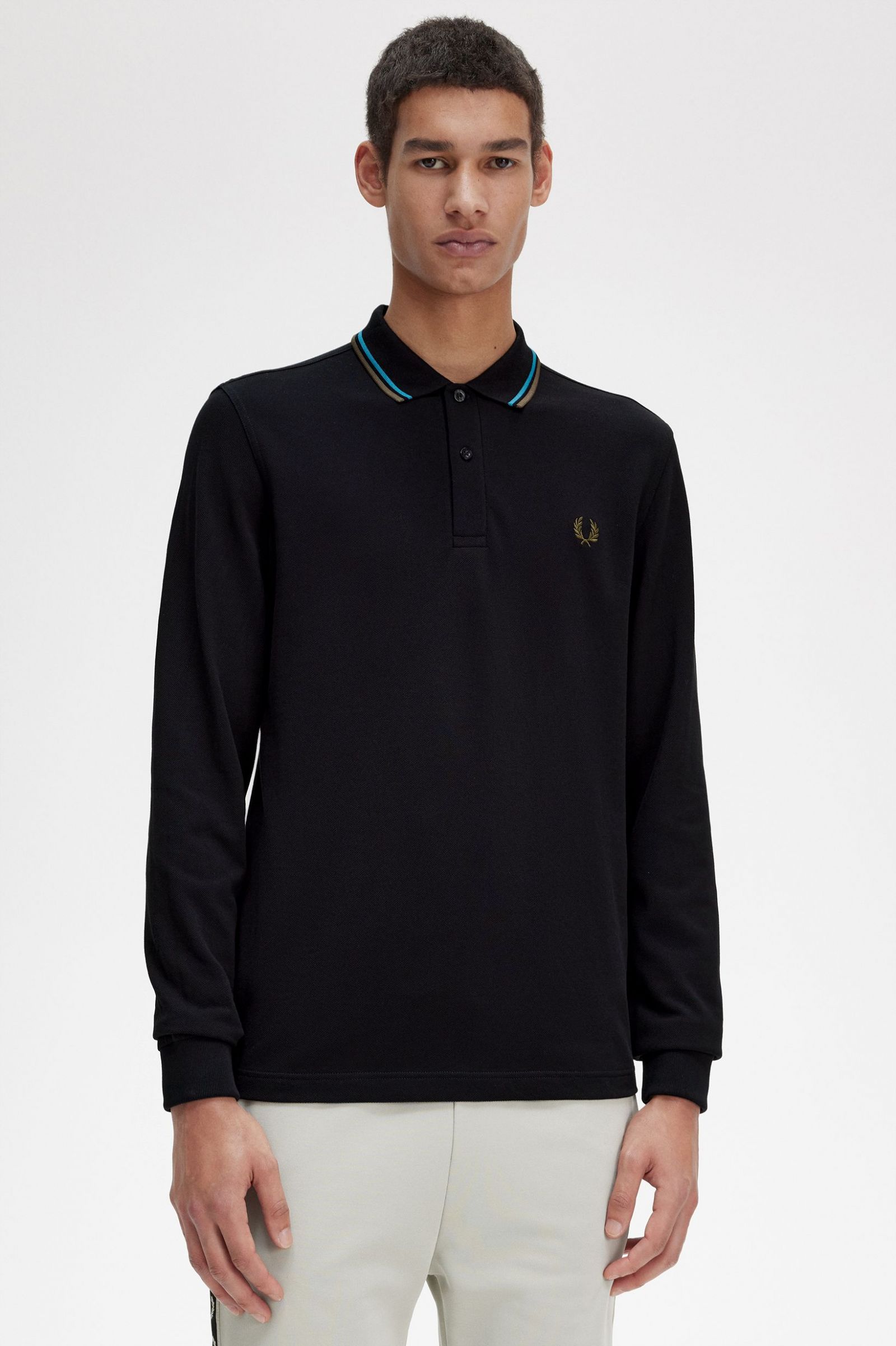 The Fred Perry ShirtM3636 Black / Cyber Blue / Uniform Green 7038026