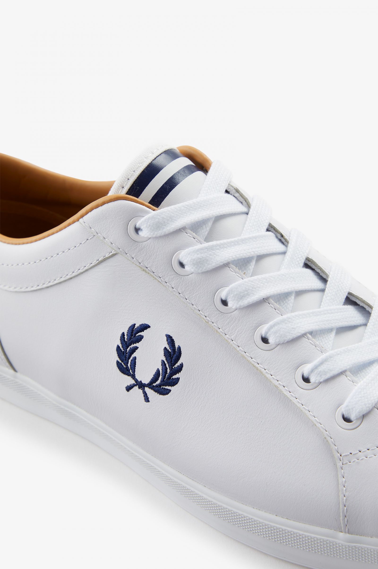Baseline White 7038762