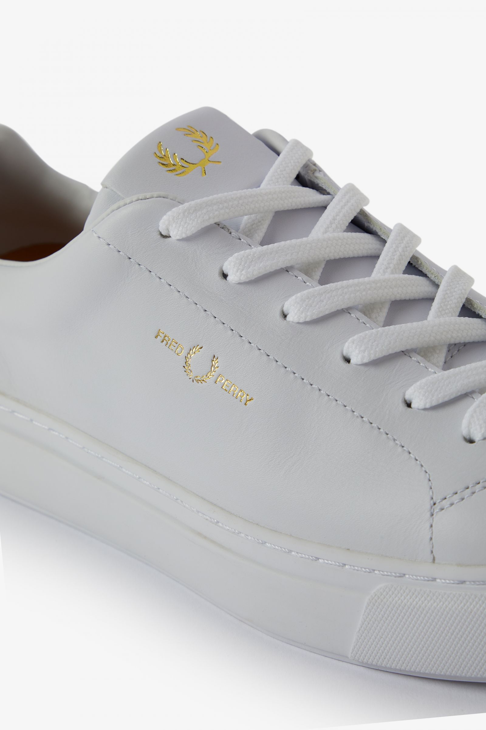 B71 White 7038782