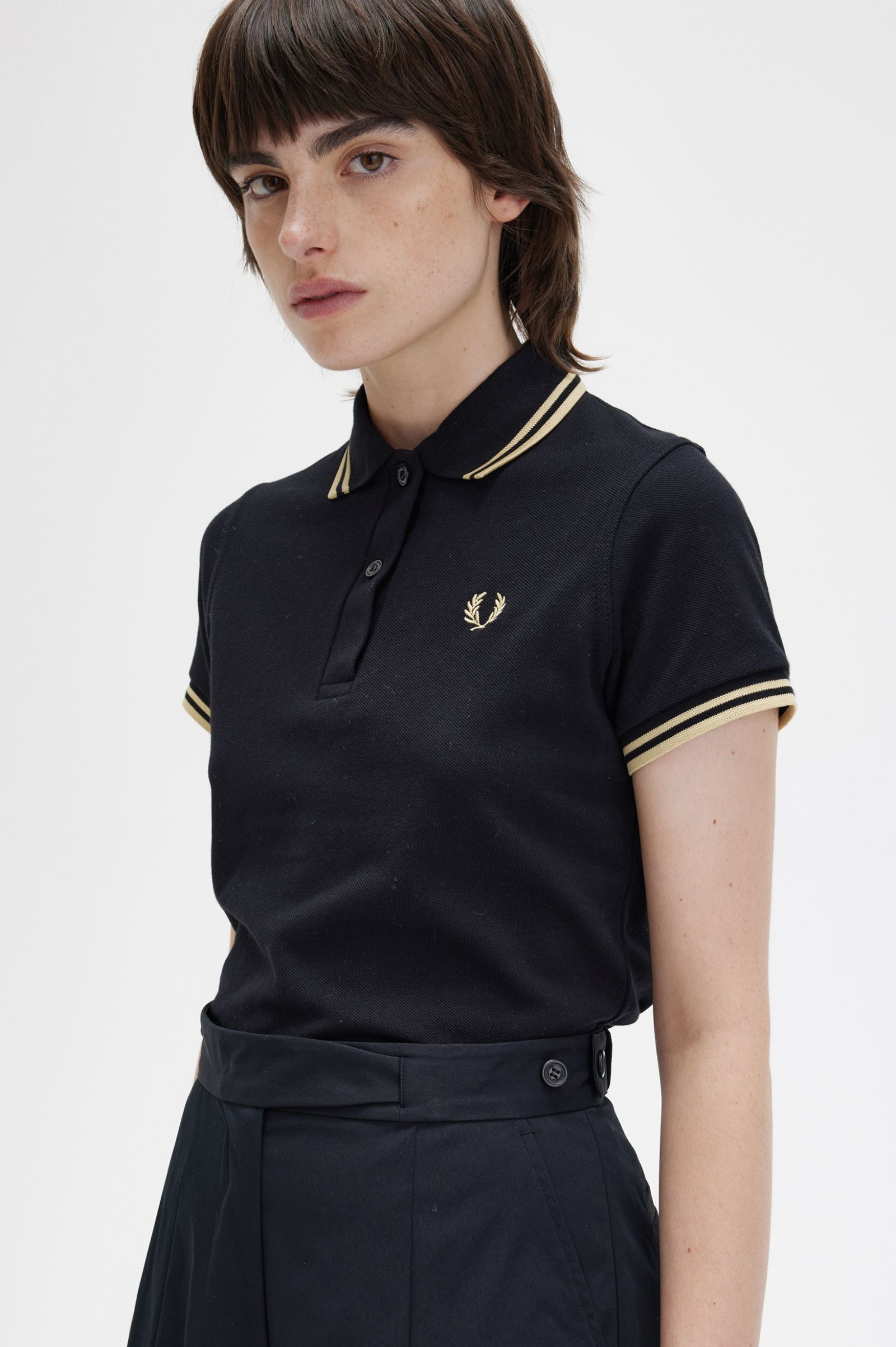 The Fred Perry ShirtG12 Black / Champagne / Champagne 7039452