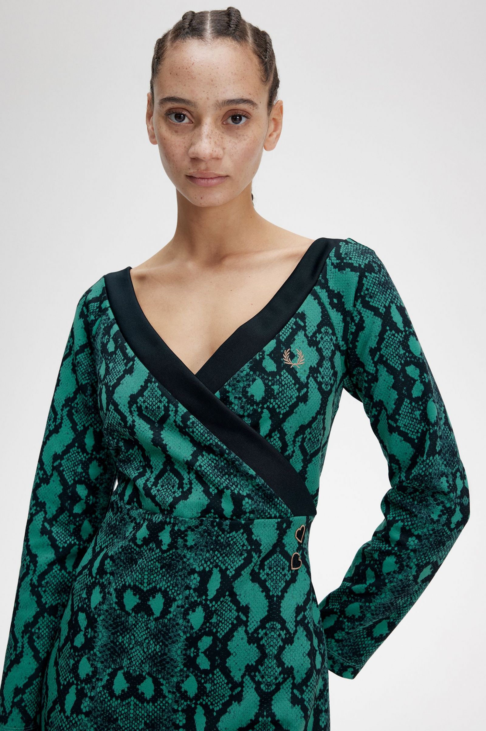 Amy Winehouse FoundationOff-the-Shoulder Snakeprint Dress Deep Mint 7039290