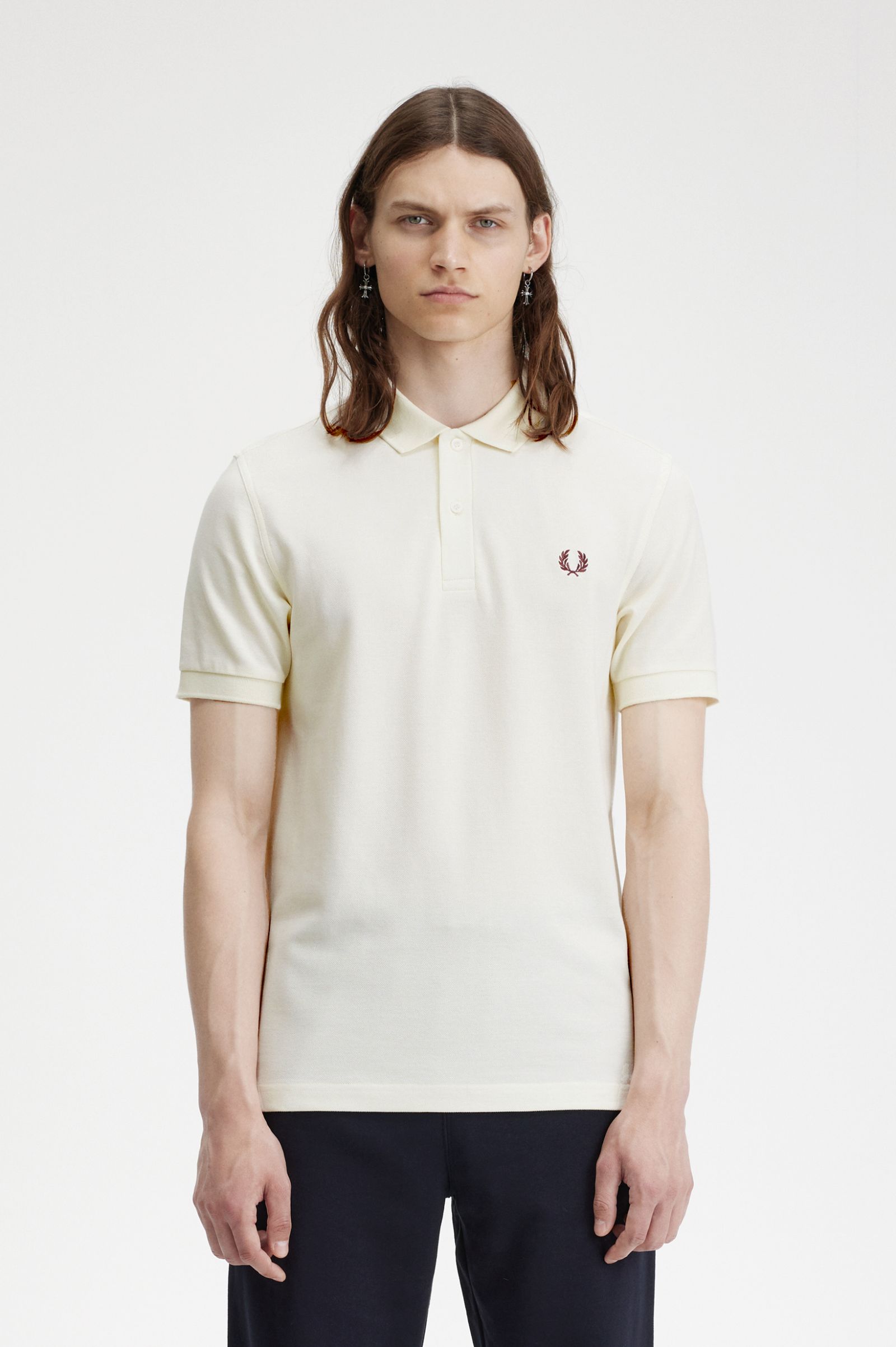 The Fred Perry ShirtM6000 Ecru / Oxblood 7039156