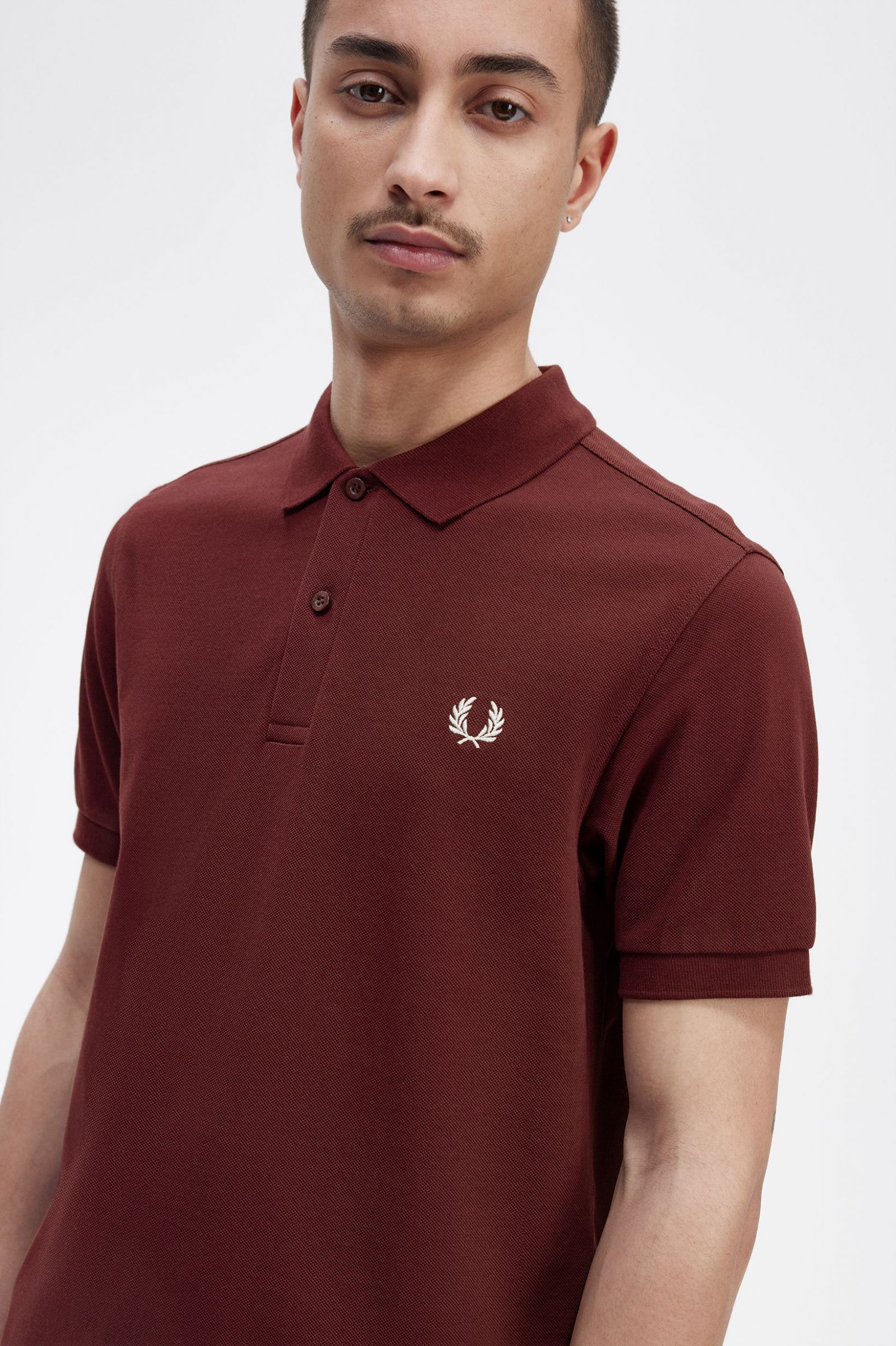 The Fred Perry ShirtM6000 Oxblood / Ecru 7039085