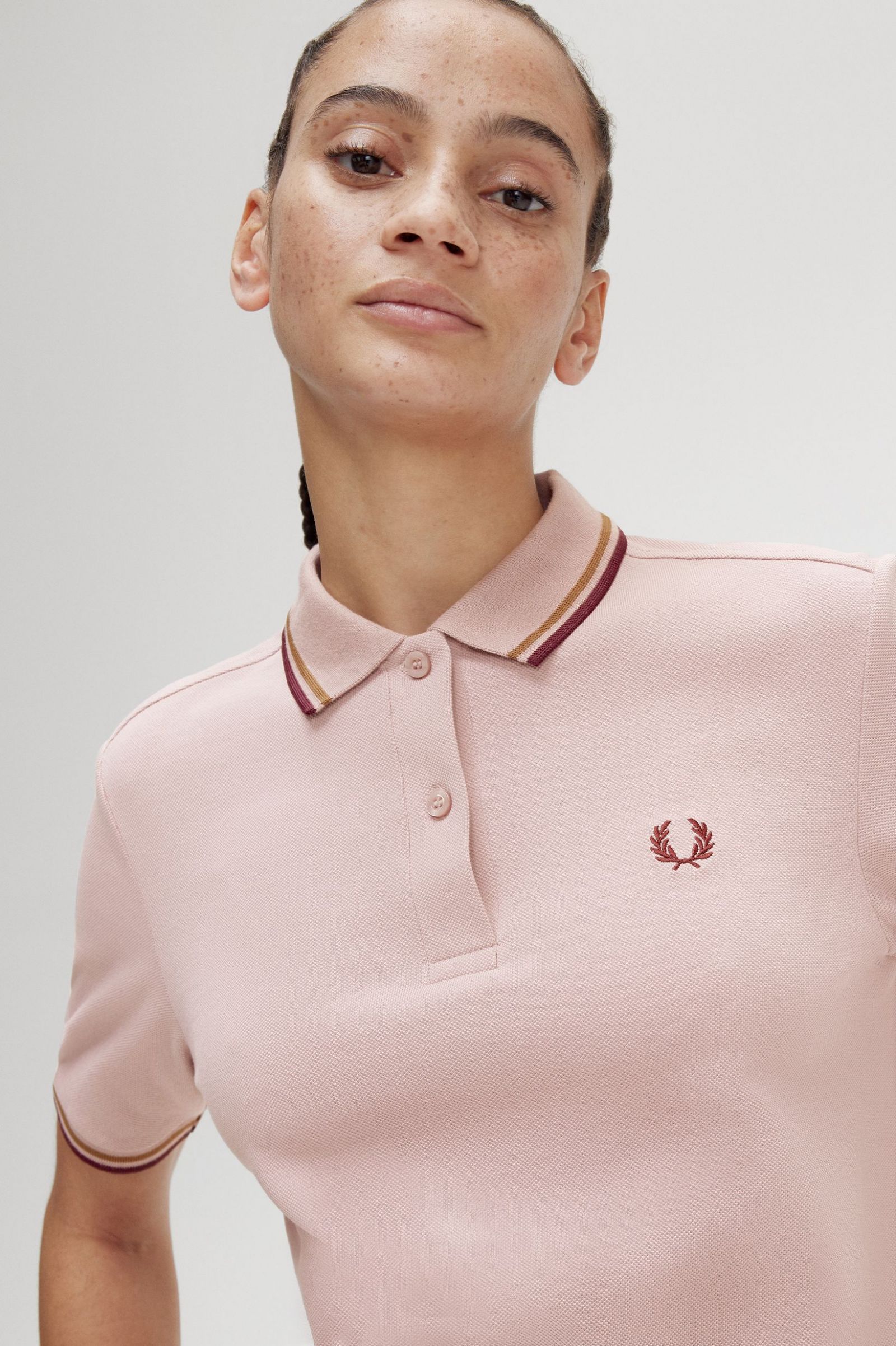 The Fred Perry ShirtG3600 Dusty Rose Pink / Shaded Stone / Oxblood 7039384