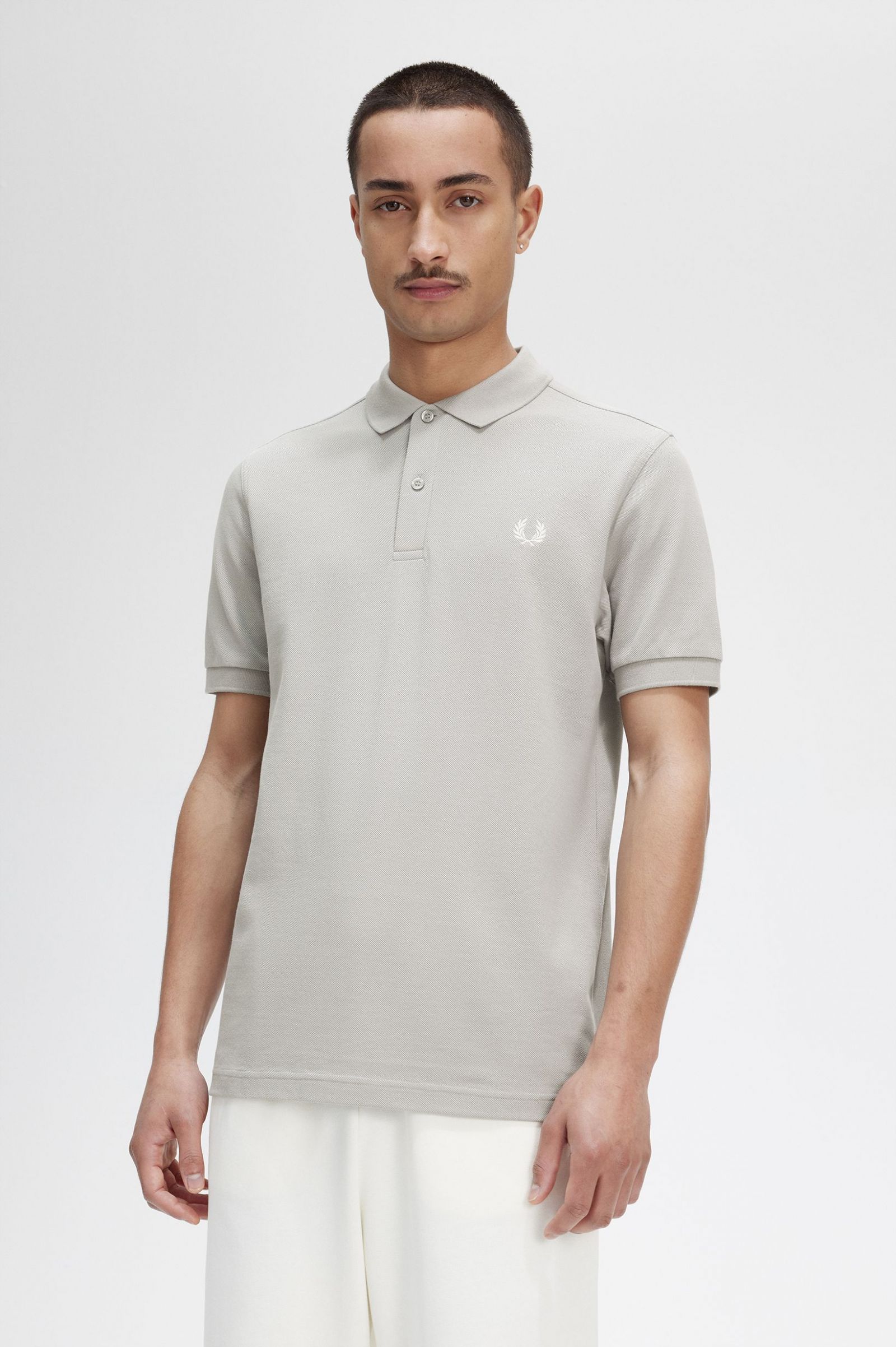 The Fred Perry ShirtM6000 Limestone / Ecru 7038542