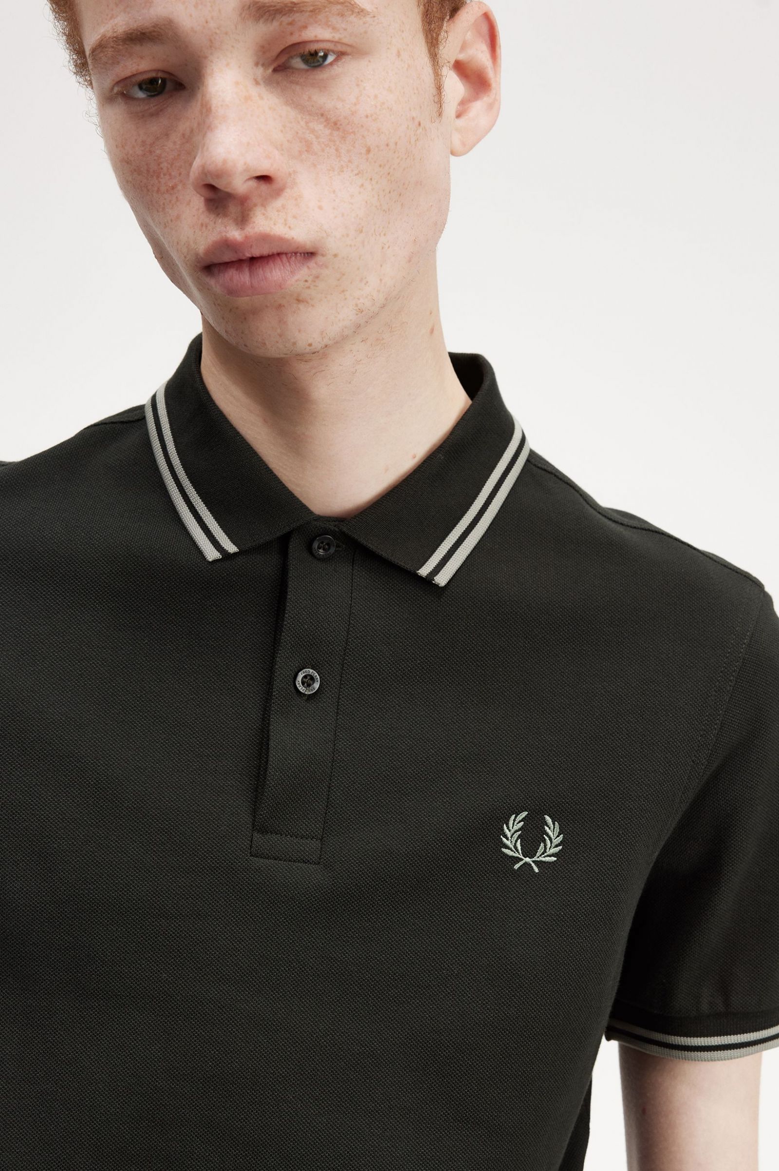 The Fred Perry ShirtM3600 Night Green / Seagrass / Seagrass 7039005