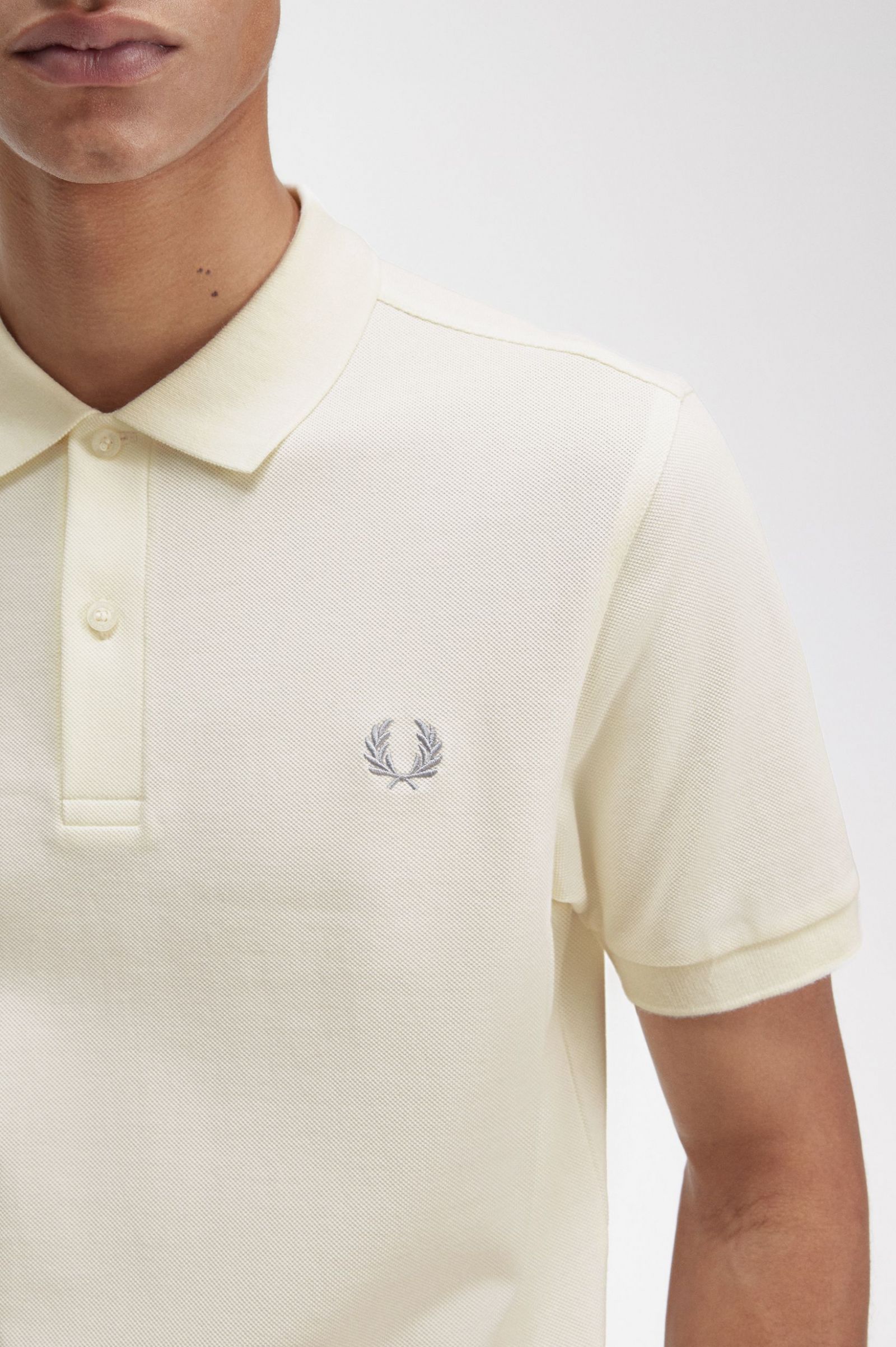 The Fred Perry ShirtM6000 Ecru / Limestone 7039091