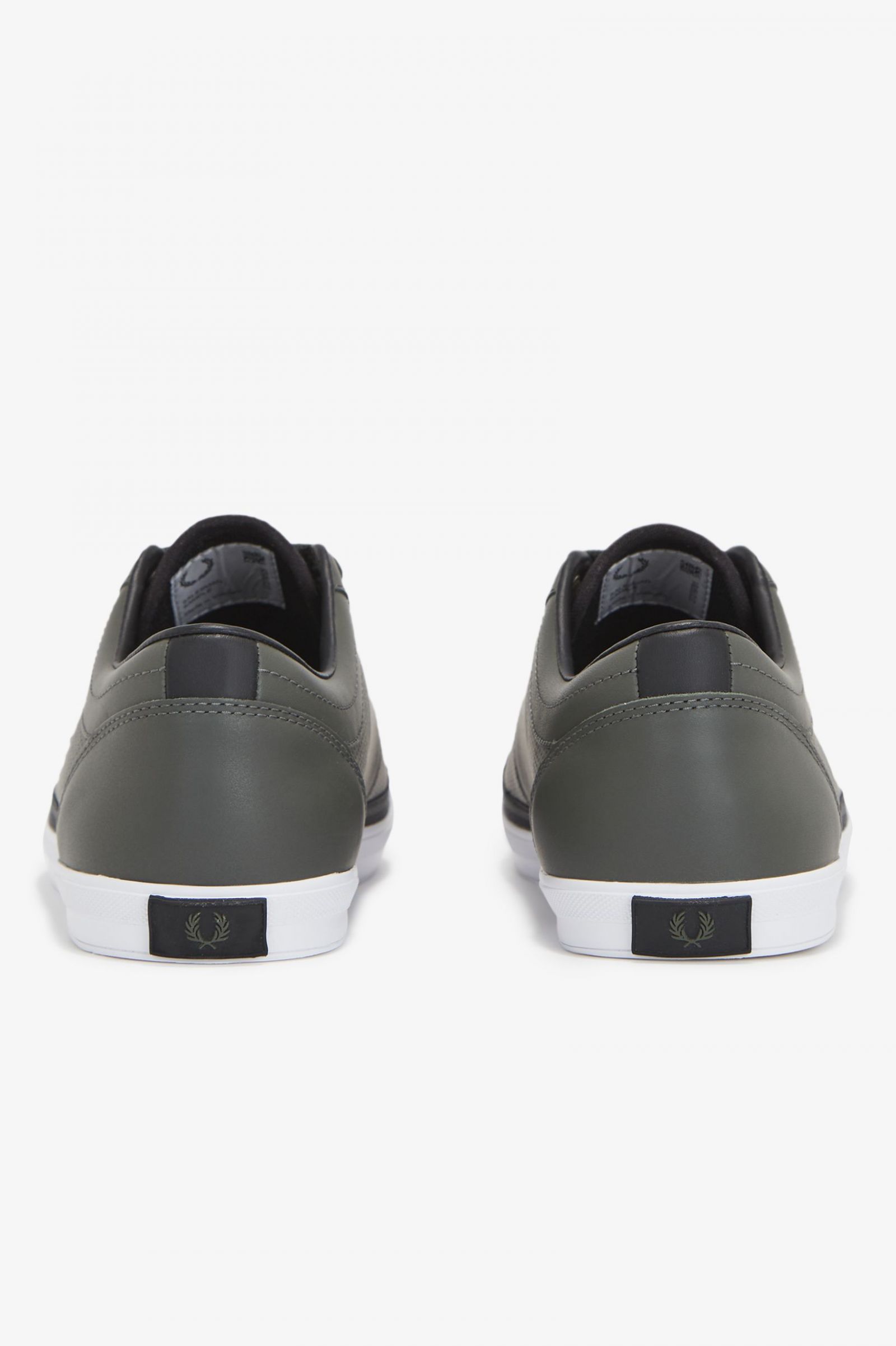 Perforated Baseline Field Green / Black 7038770