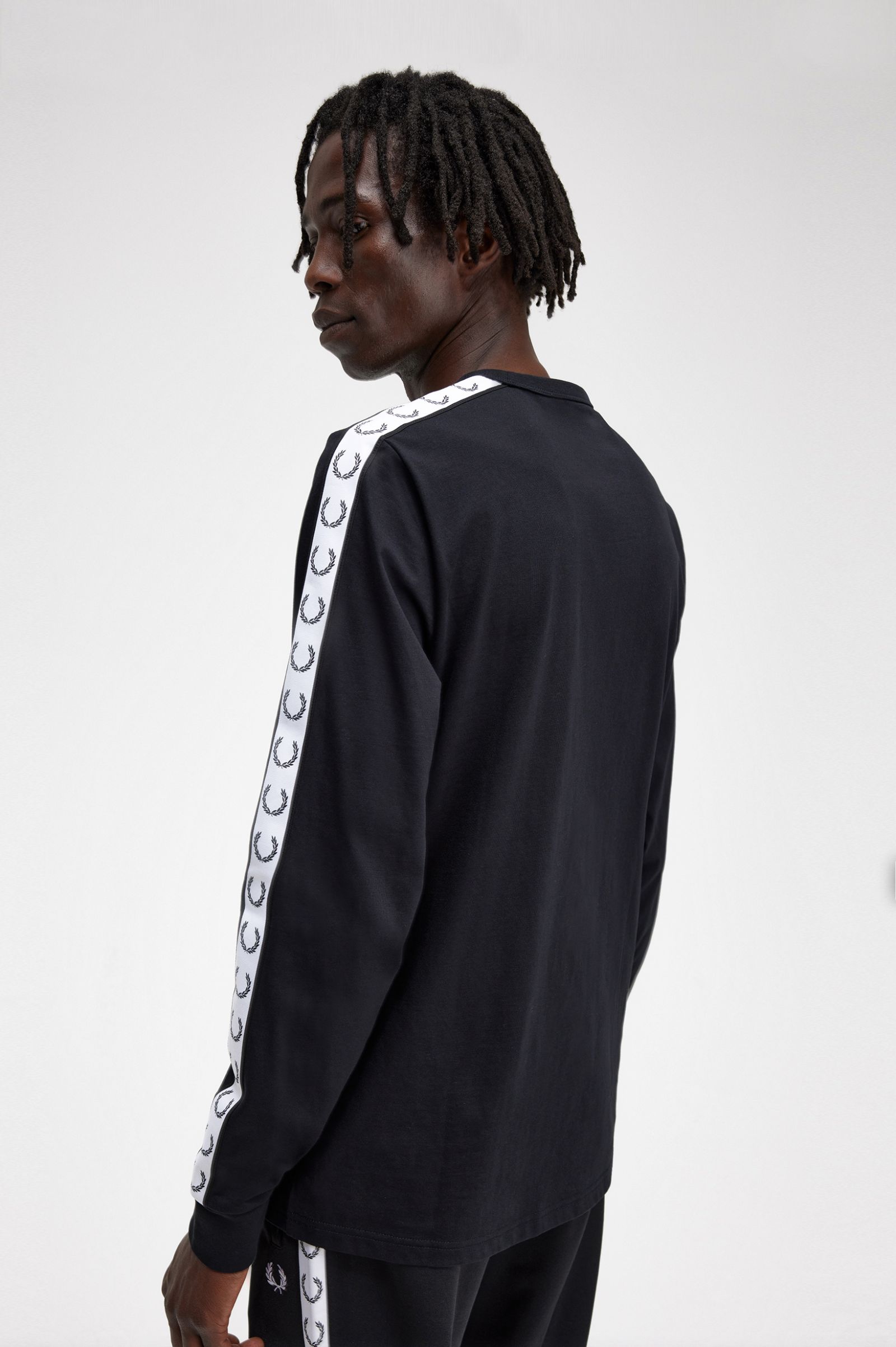 Taped Long Sleeve T-Shirt Black 7038941