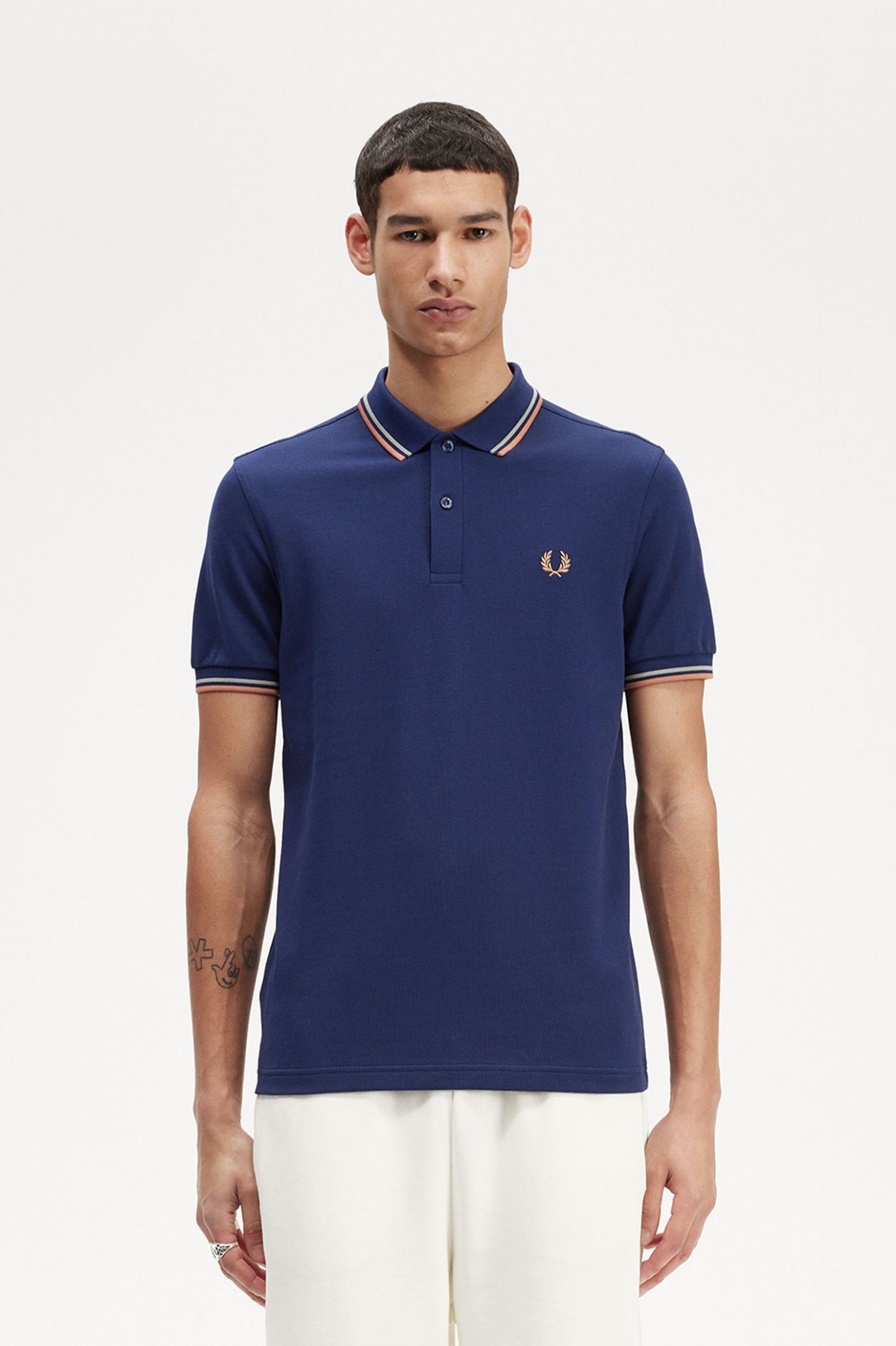 The Fred Perry ShirtM3600 French Navy / Seagrass / Light Rust 7038513