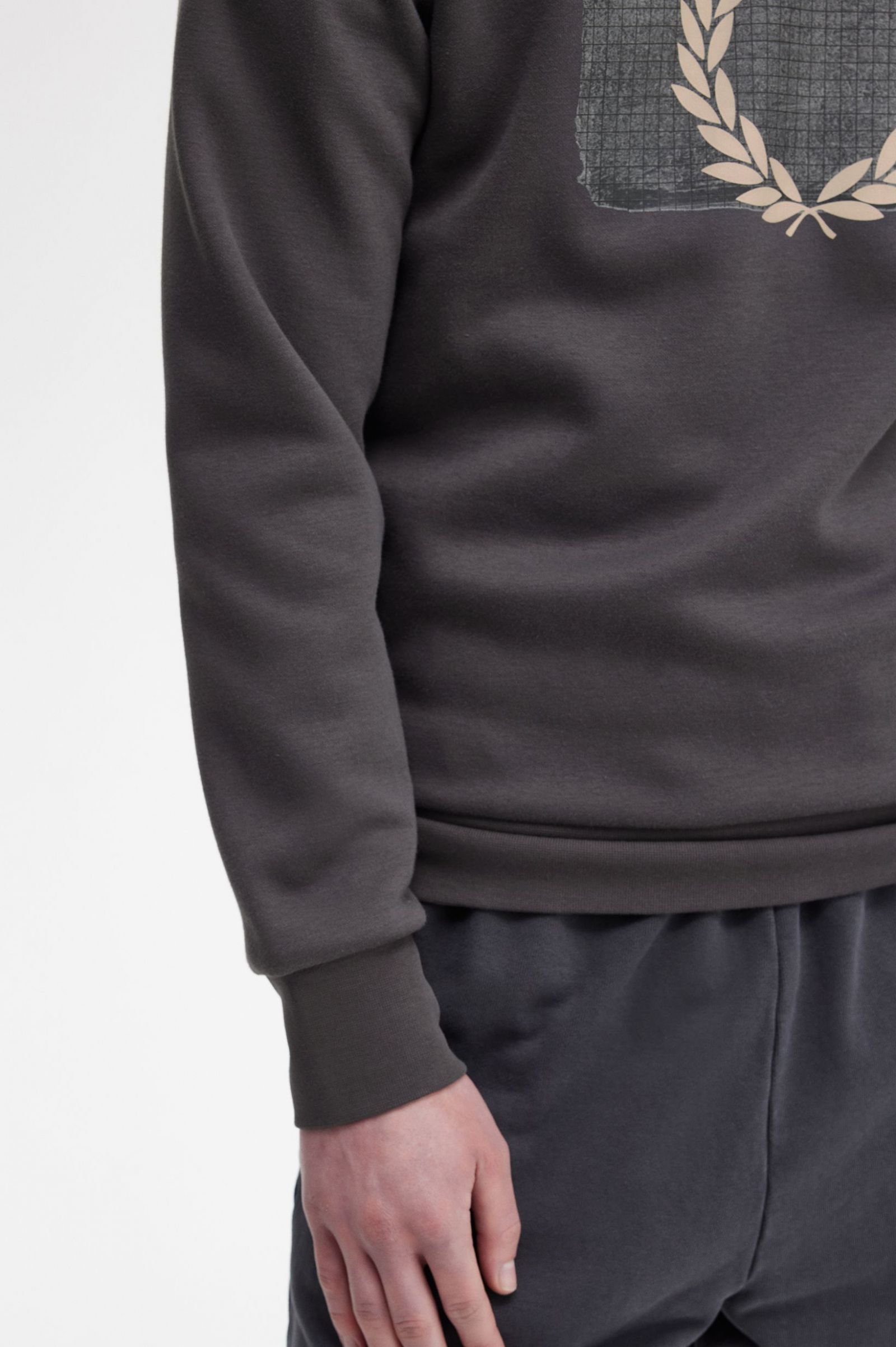 Layered Graphic Sweatshirt Gunmetal 7038867