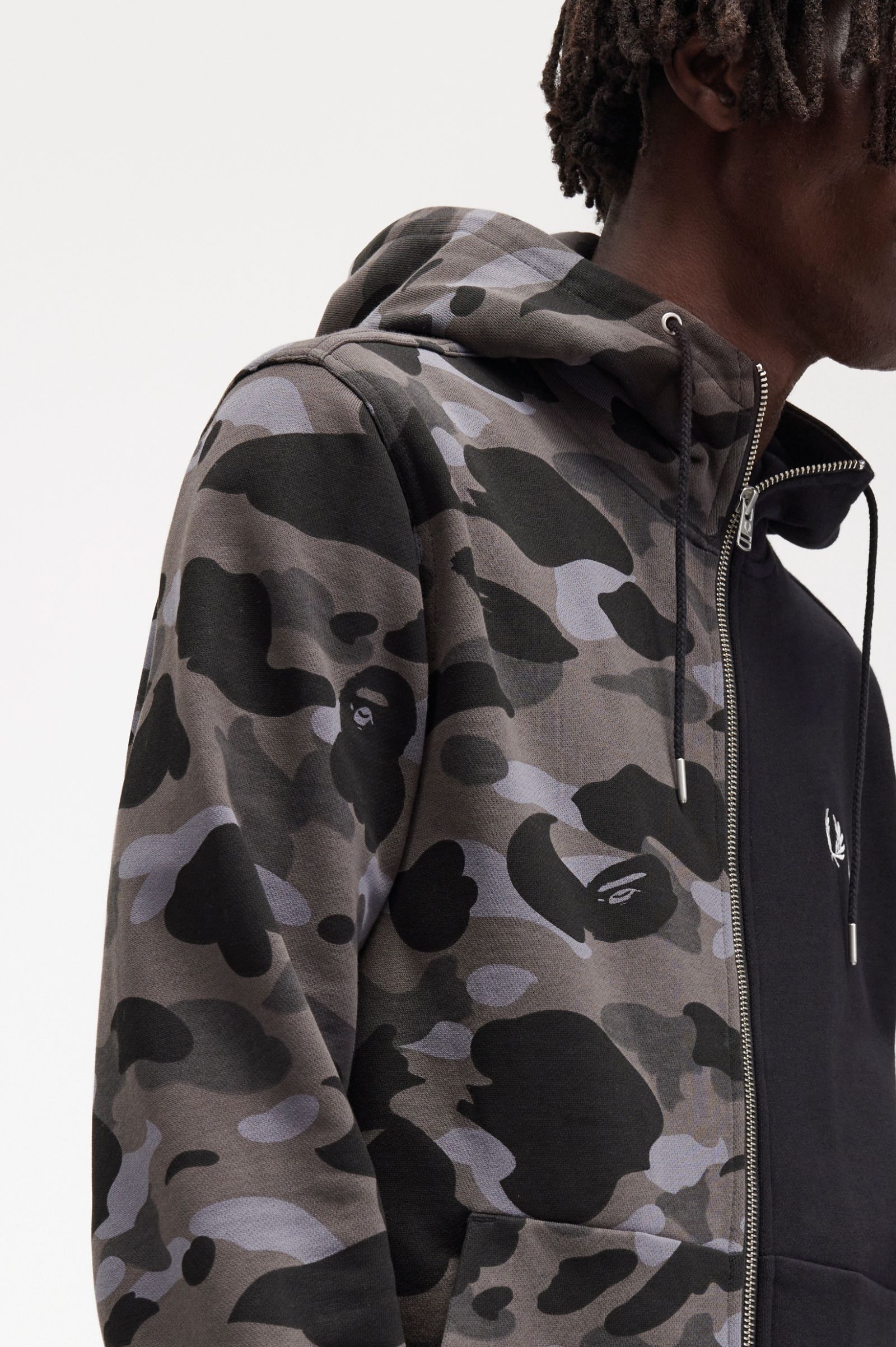 A Bathing Ape?Contrast Zipped Hooded Sweatshirt Black 7038238