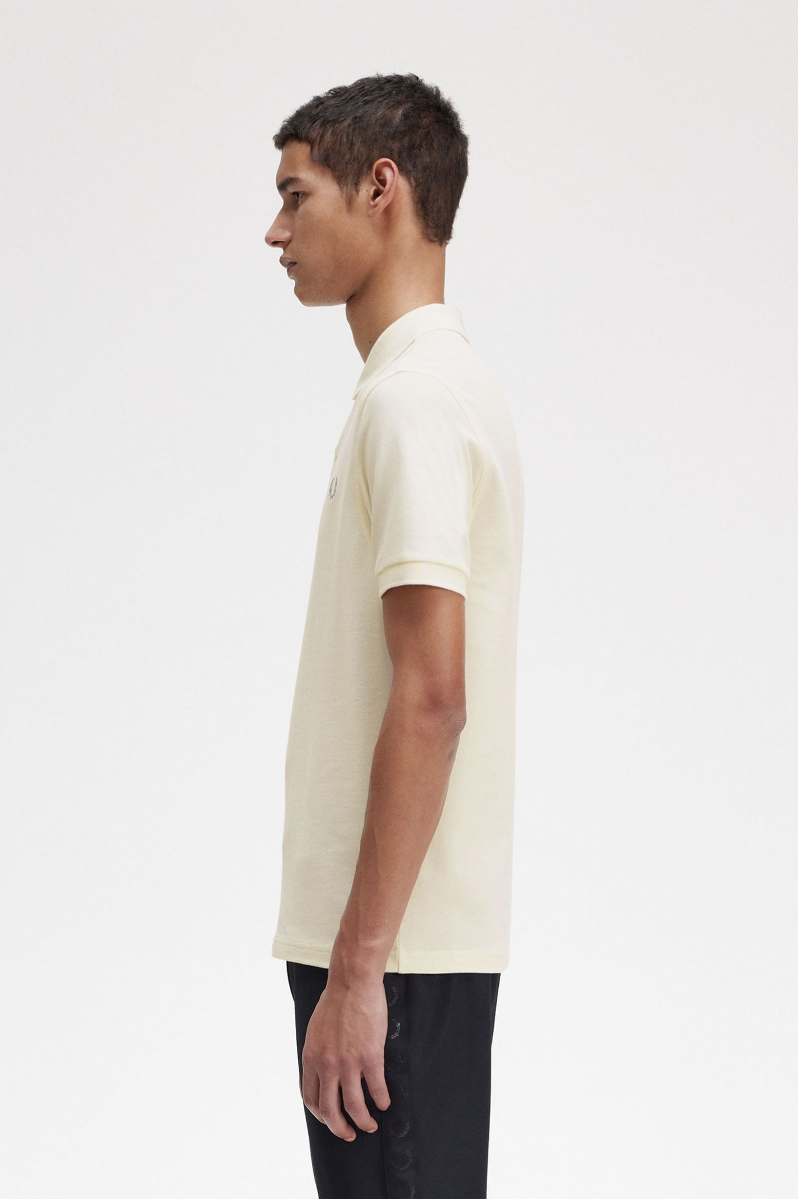 The Fred Perry ShirtM6000 Ecru / Limestone 7039091