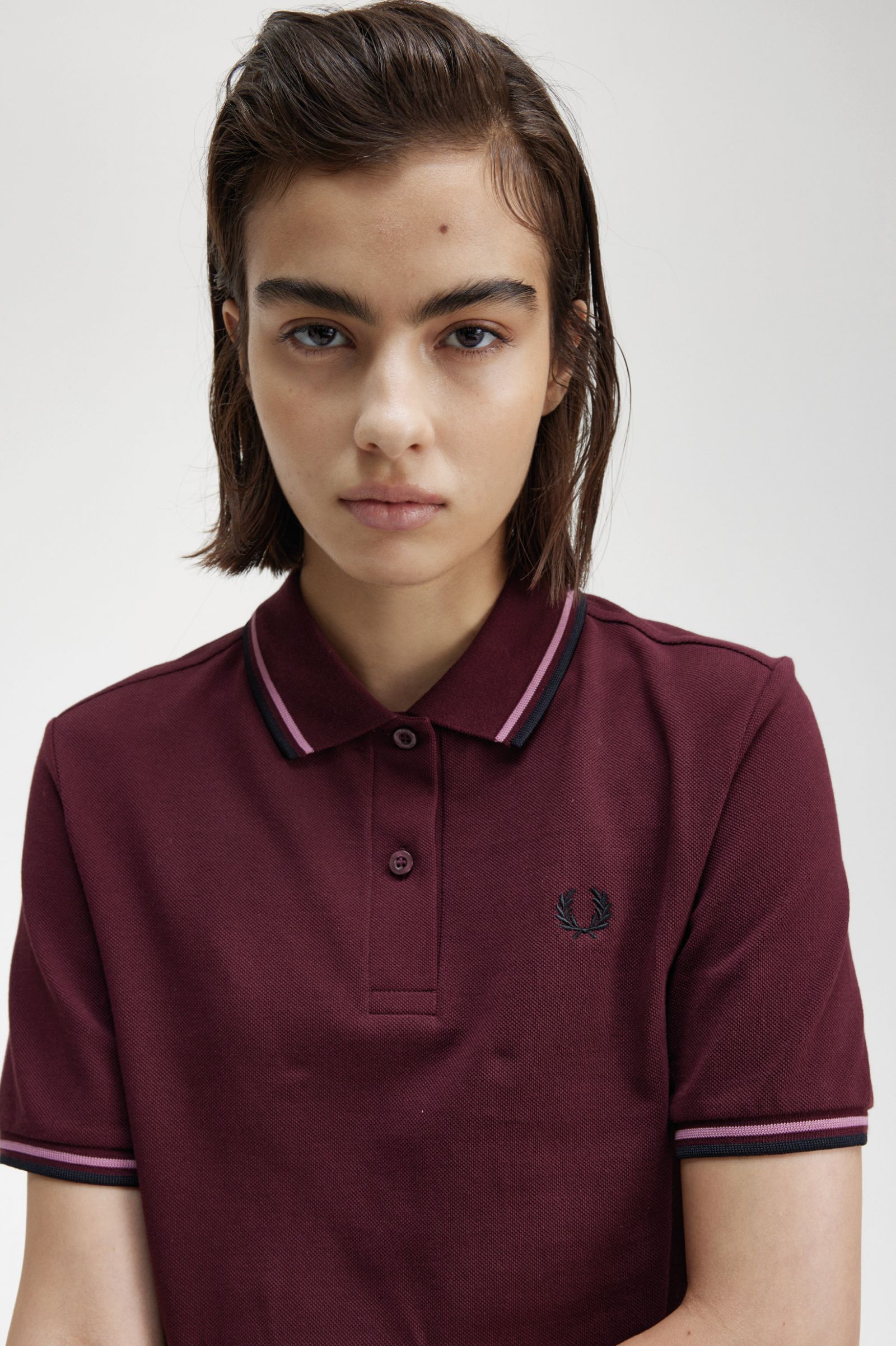 The Fred Perry ShirtG3600 Oxblood / Dusty Rose Pink / Black 7039455