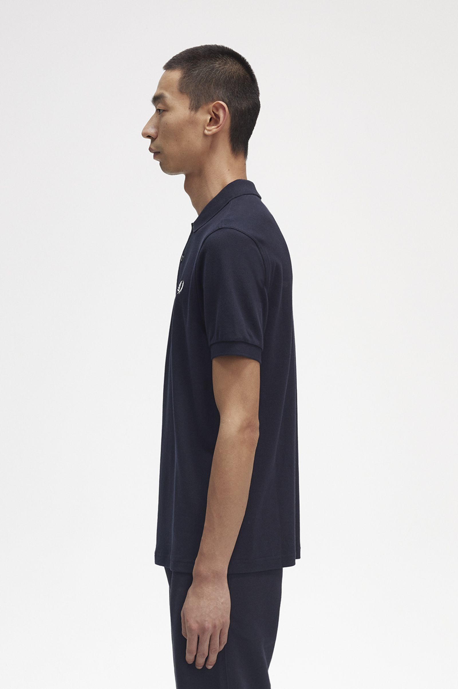 The Fred Perry ShirtM6000 Navy / Snow White 7039070