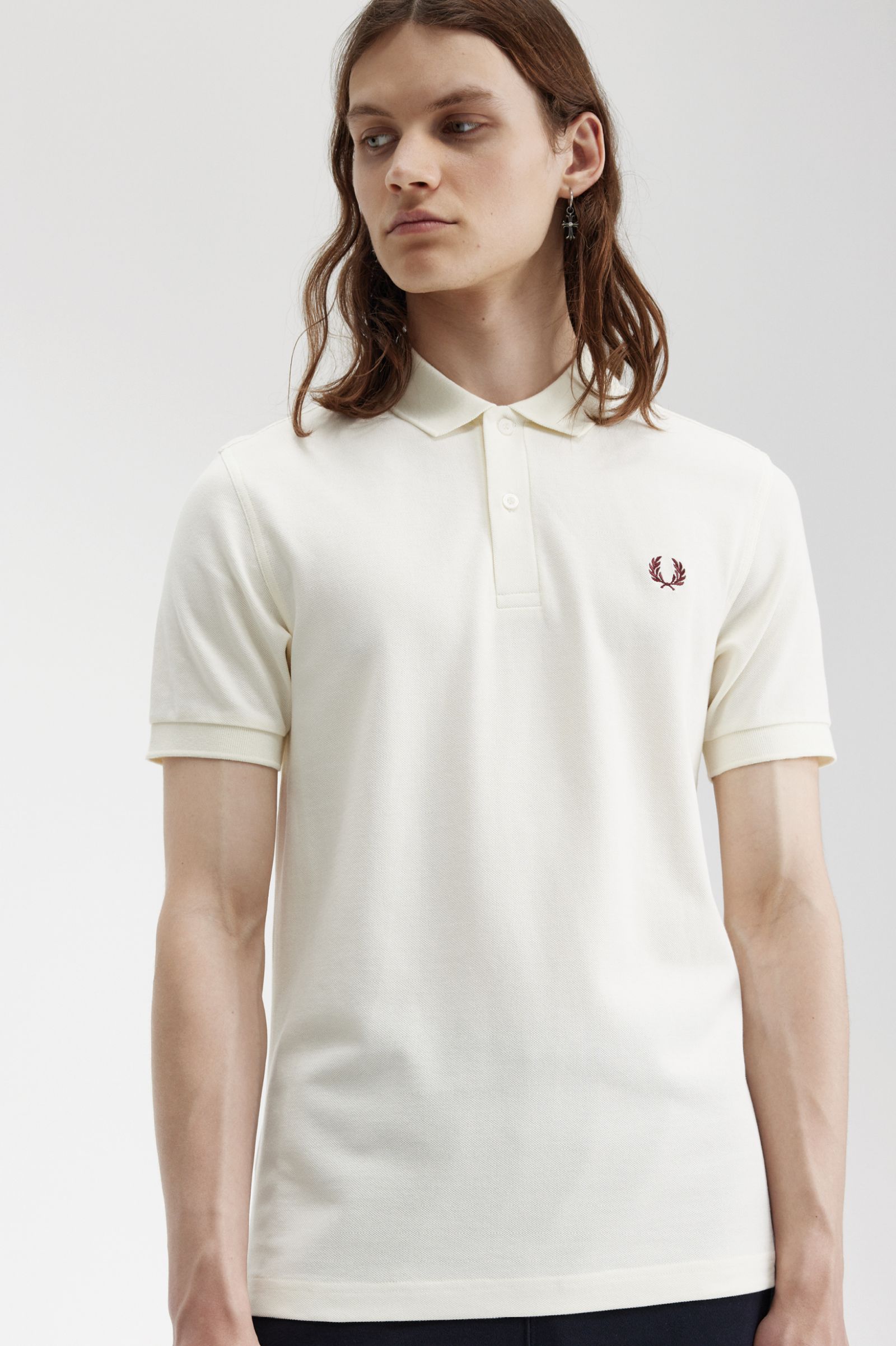 The Fred Perry ShirtM6000 Ecru / Oxblood 7039156