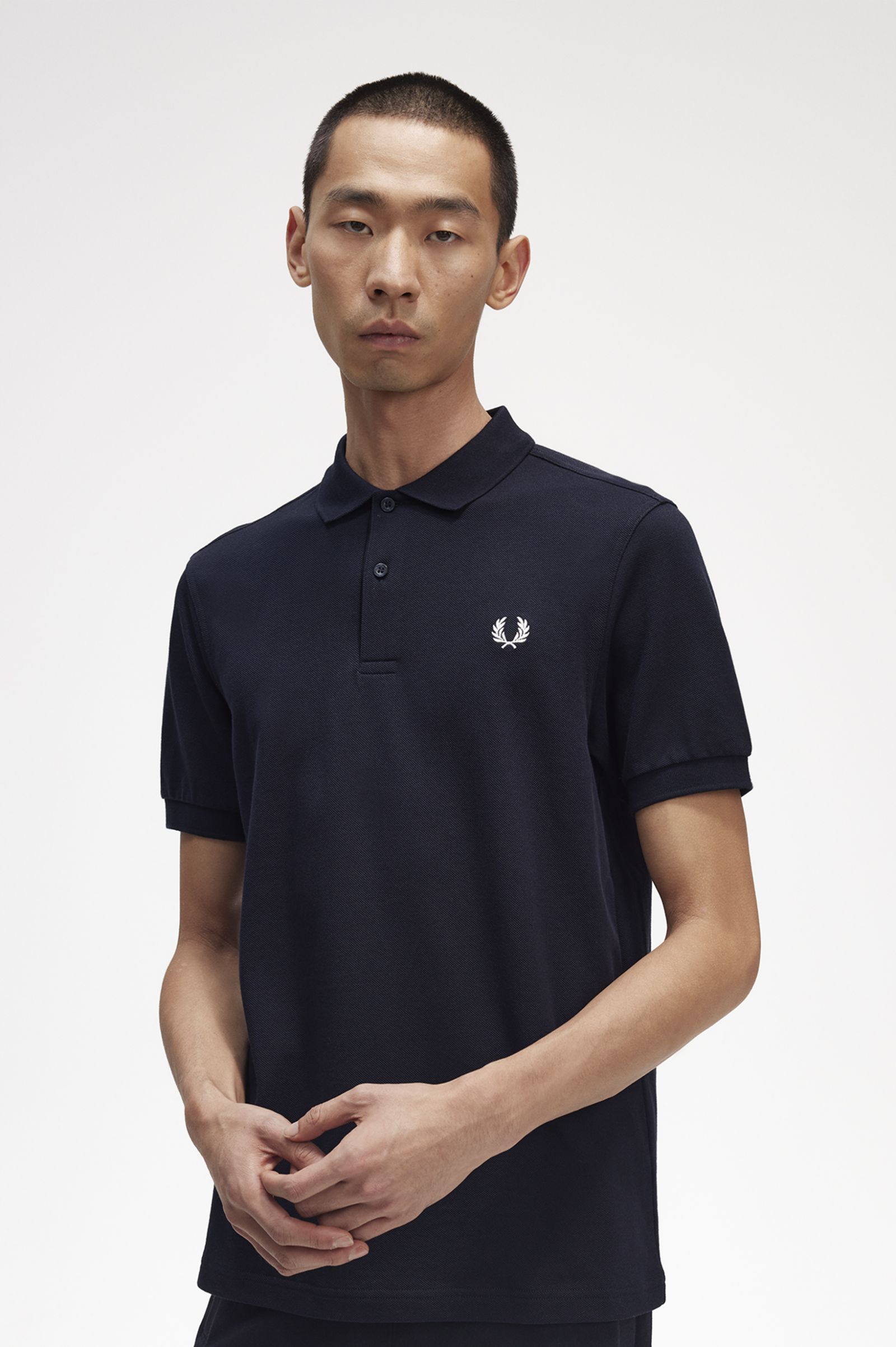 The Fred Perry ShirtM6000 Navy / Snow White 7039070