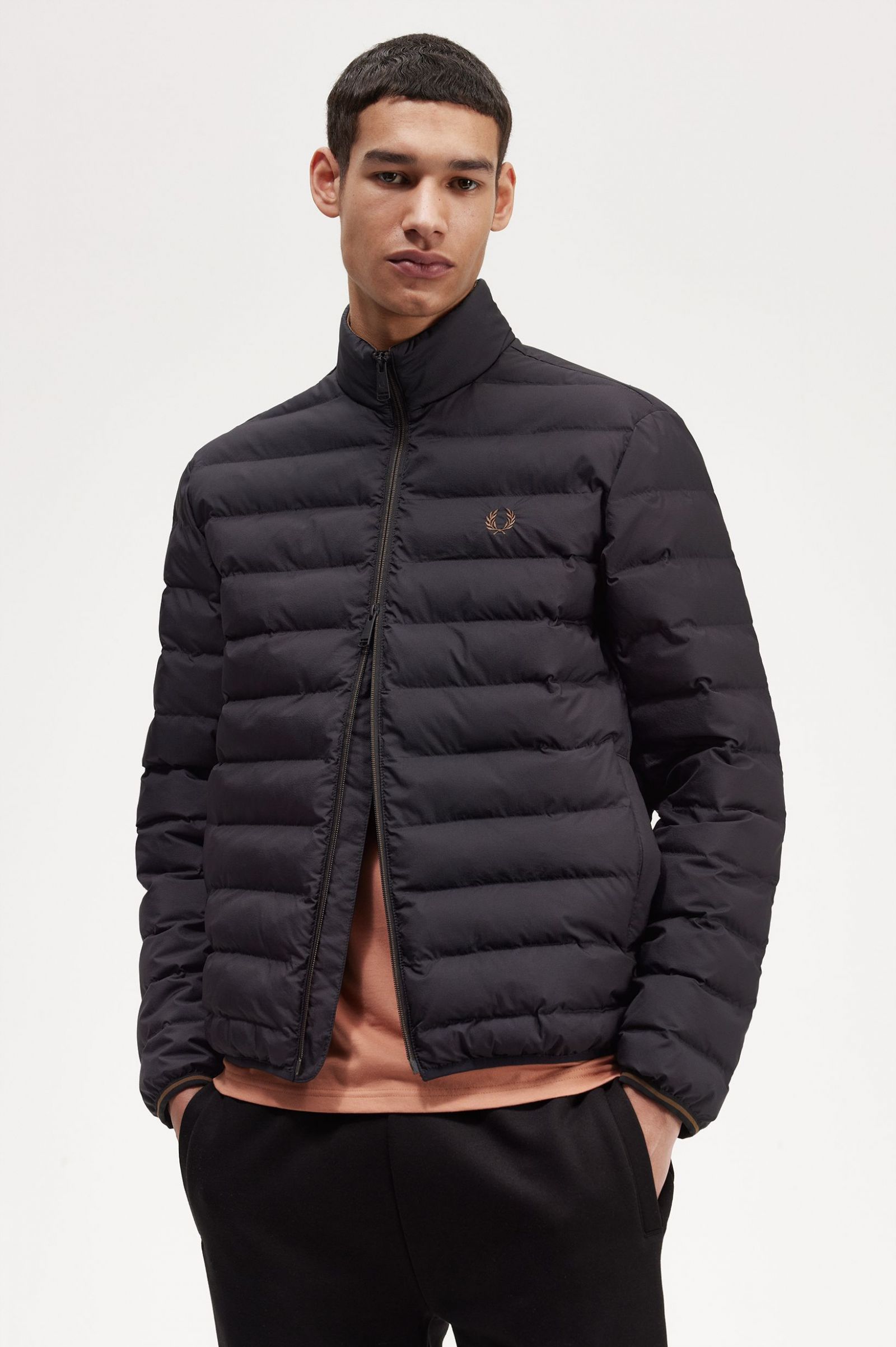 Insulated Jacket Black 7038277