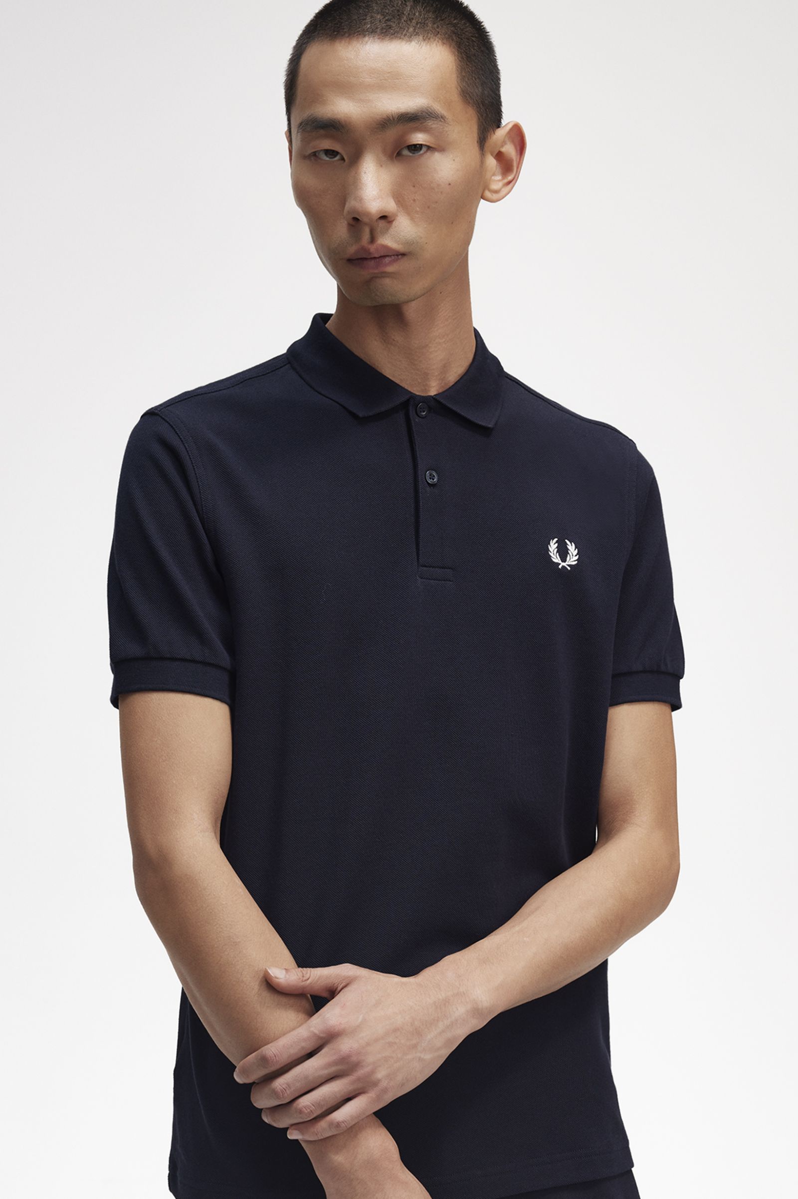 The Fred Perry ShirtM6000 Navy / Snow White 7039070