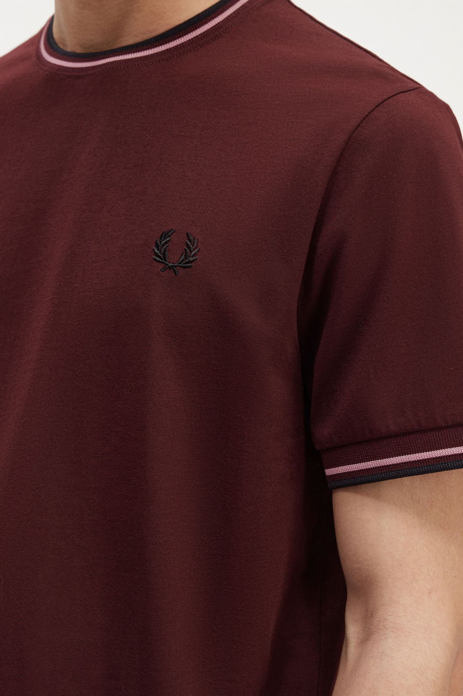 Twin Tipped T-Shirt Oxblood 7038962