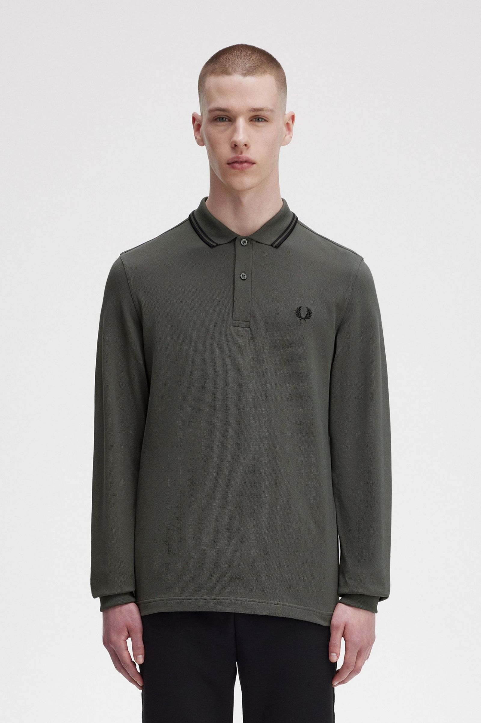 The Fred Perry ShirtM3636 Field Green / Black / Black 7038425