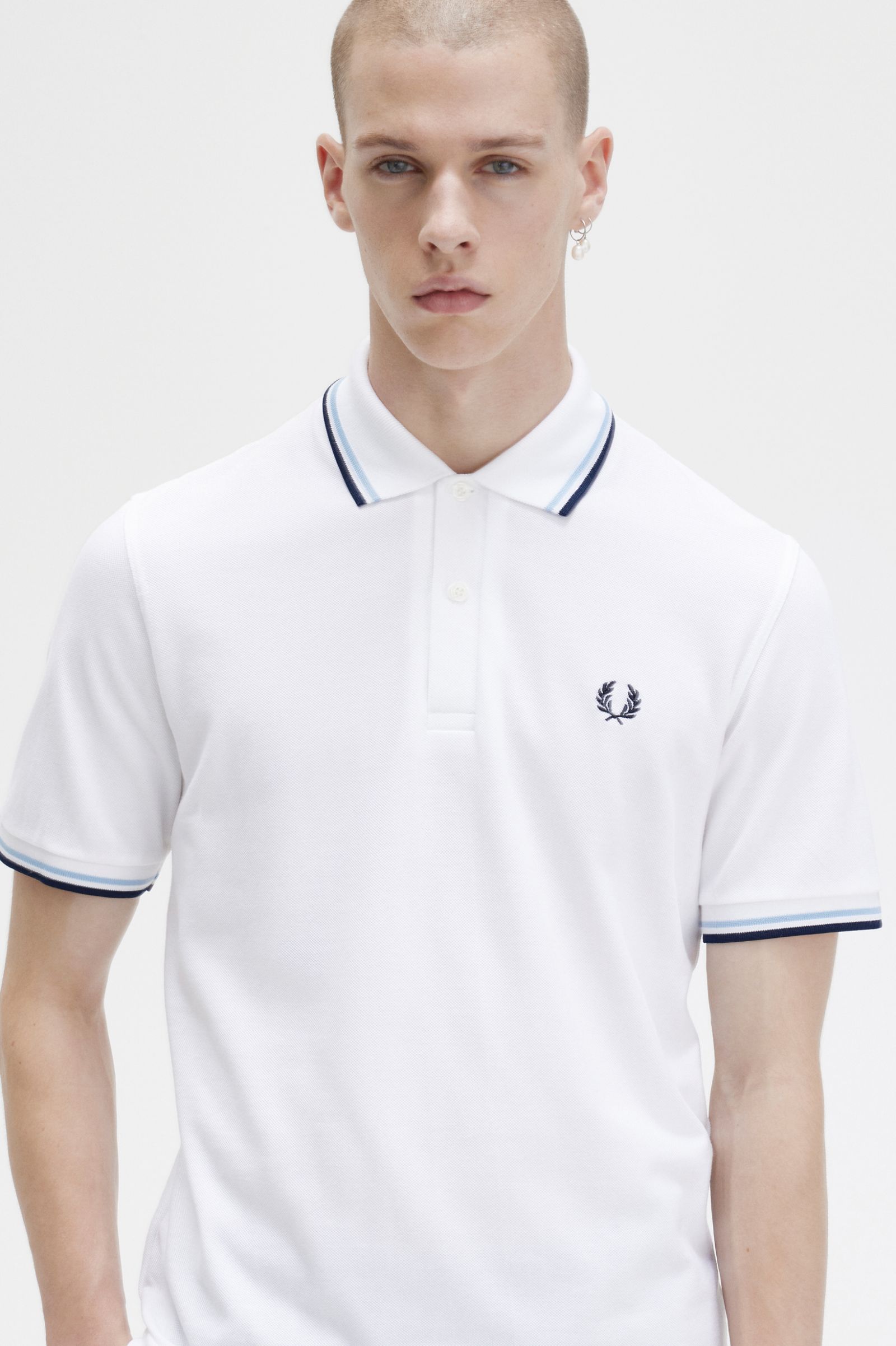 The Fred Perry ShirtM12 White / Ice / Navy 7038105