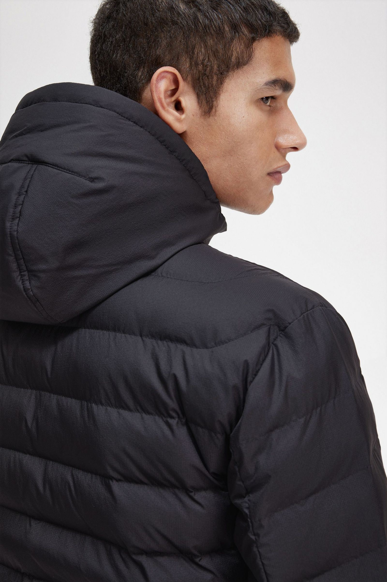 Hooded Insulated Jacket Black 7038261