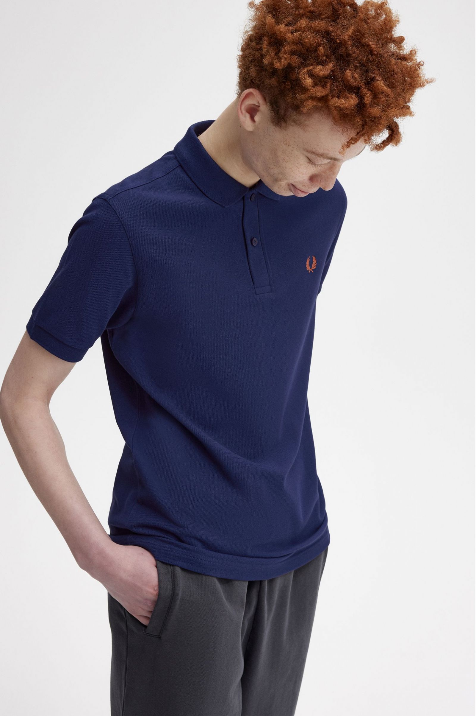 The Fred Perry ShirtM6000 French Navy / Whisky Brown 7038508