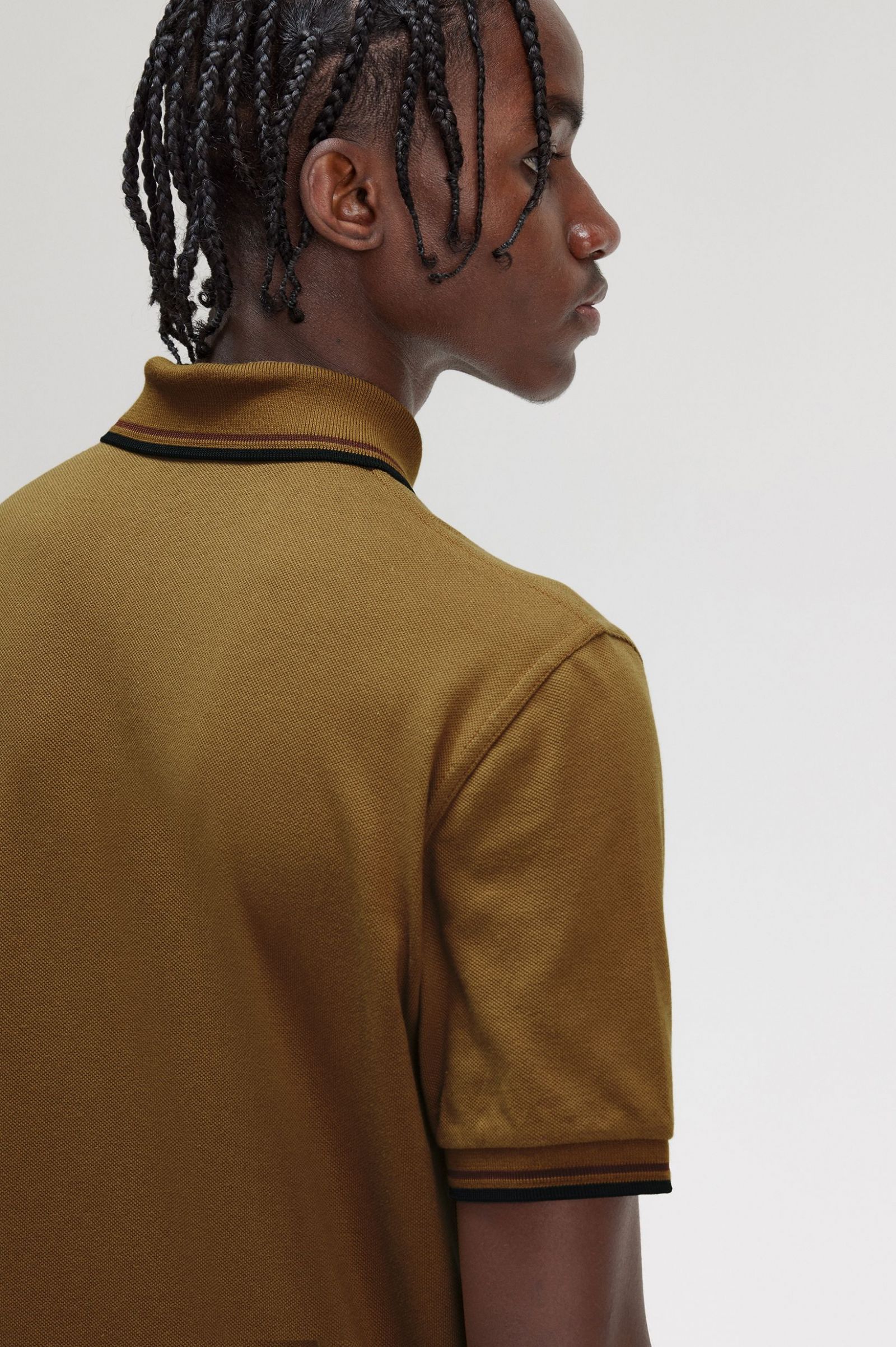 The Fred Perry ShirtM12 Dark Caramel / Whisky Brown / Black 7039058