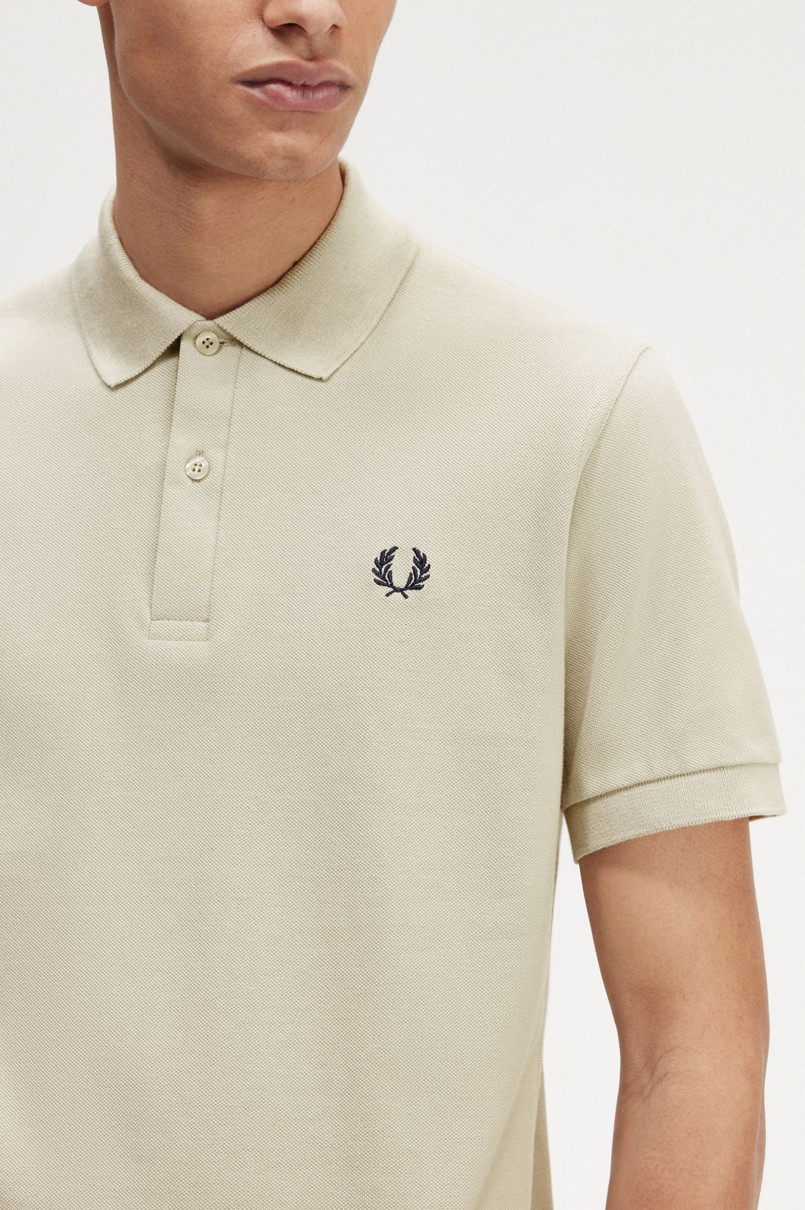 The Fred Perry ShirtM3 Light Oyster / Navy 7039056