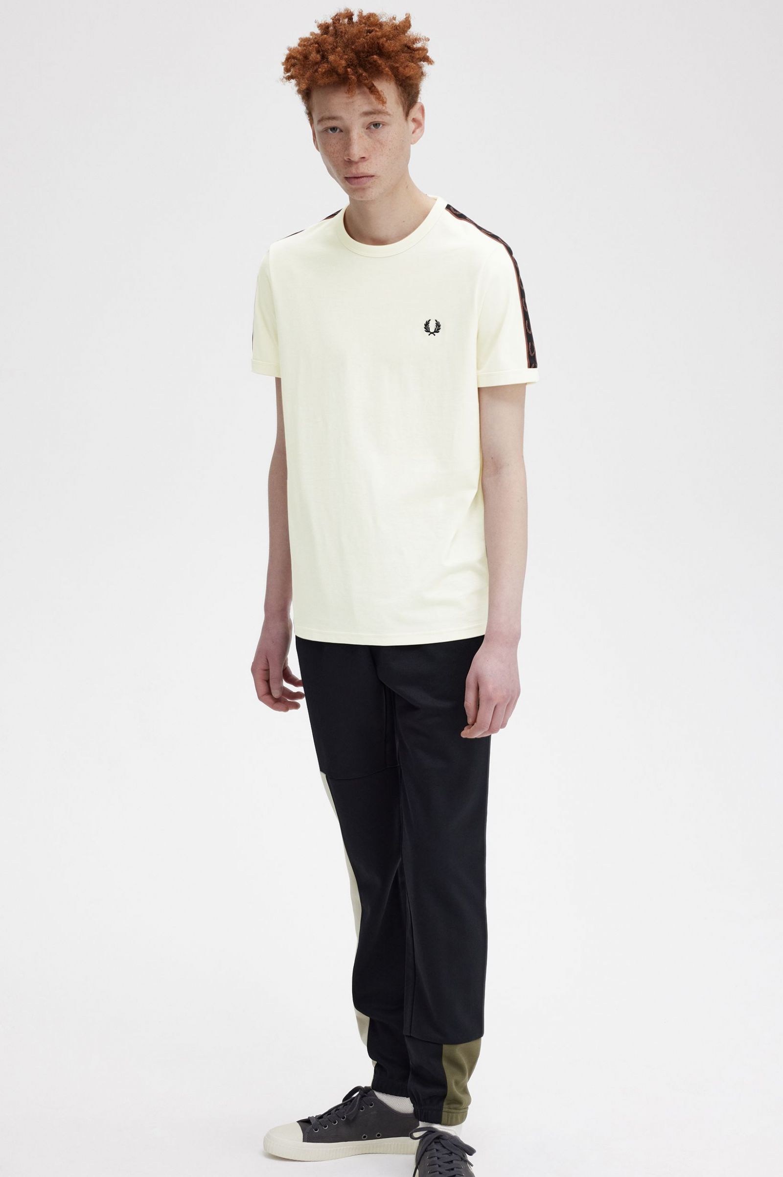 Contrast Tape Ringer T-Shirt Ecru / Whisky Brown 7038449