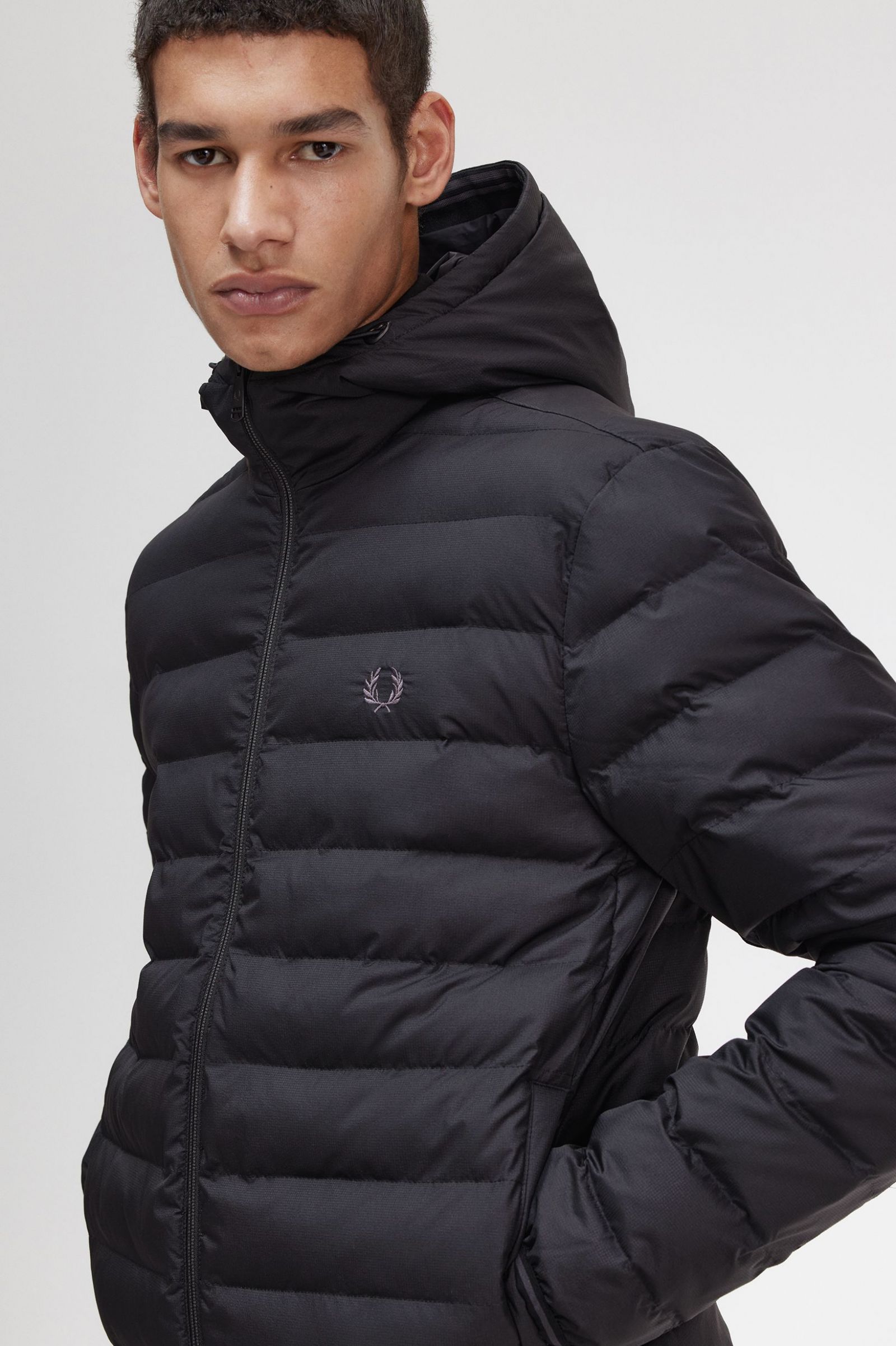 Hooded Insulated Jacket Black 7038261