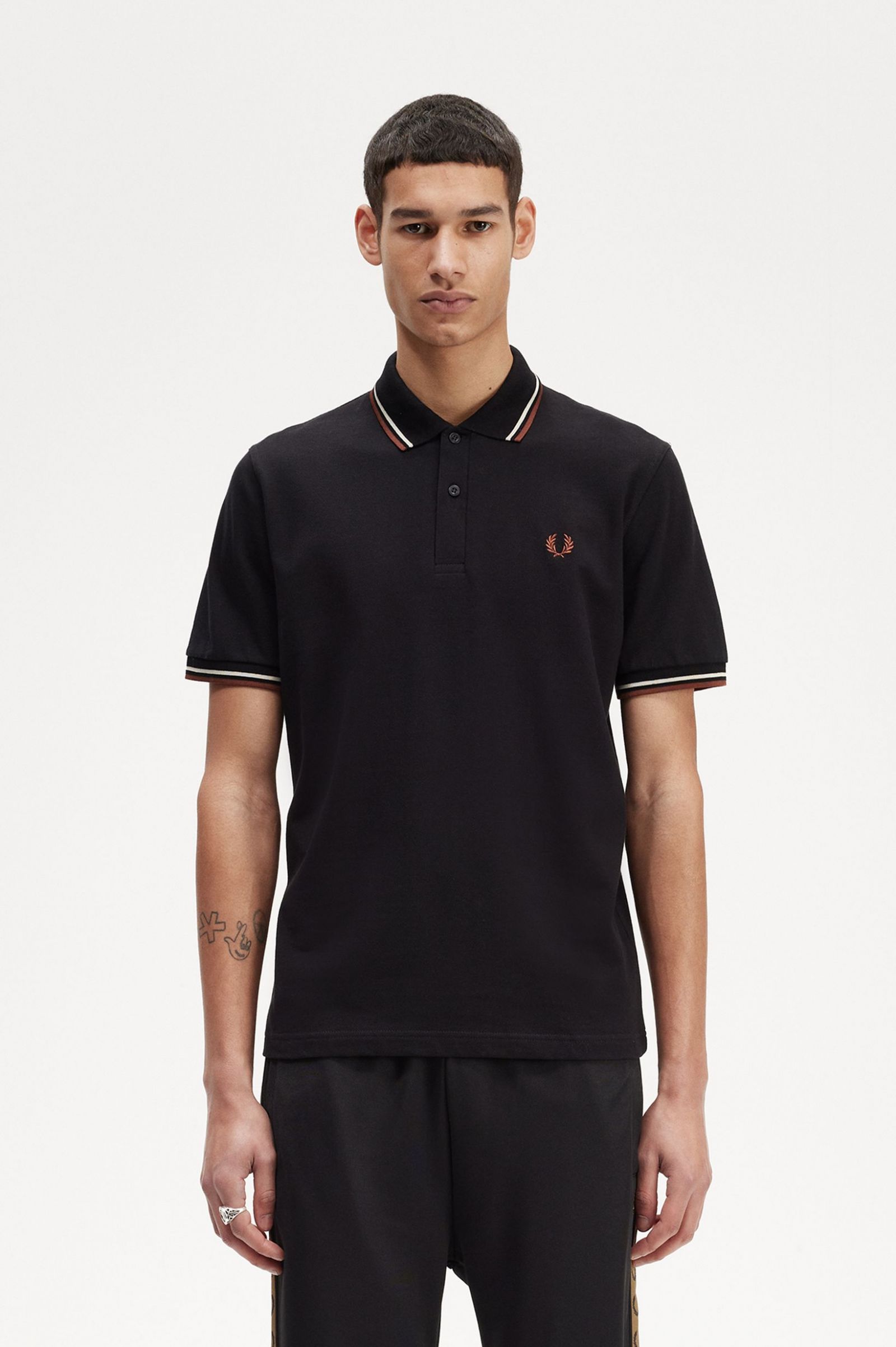 The Fred Perry ShirtM12 Black / Oatmeal / Whisky Brown 7039093