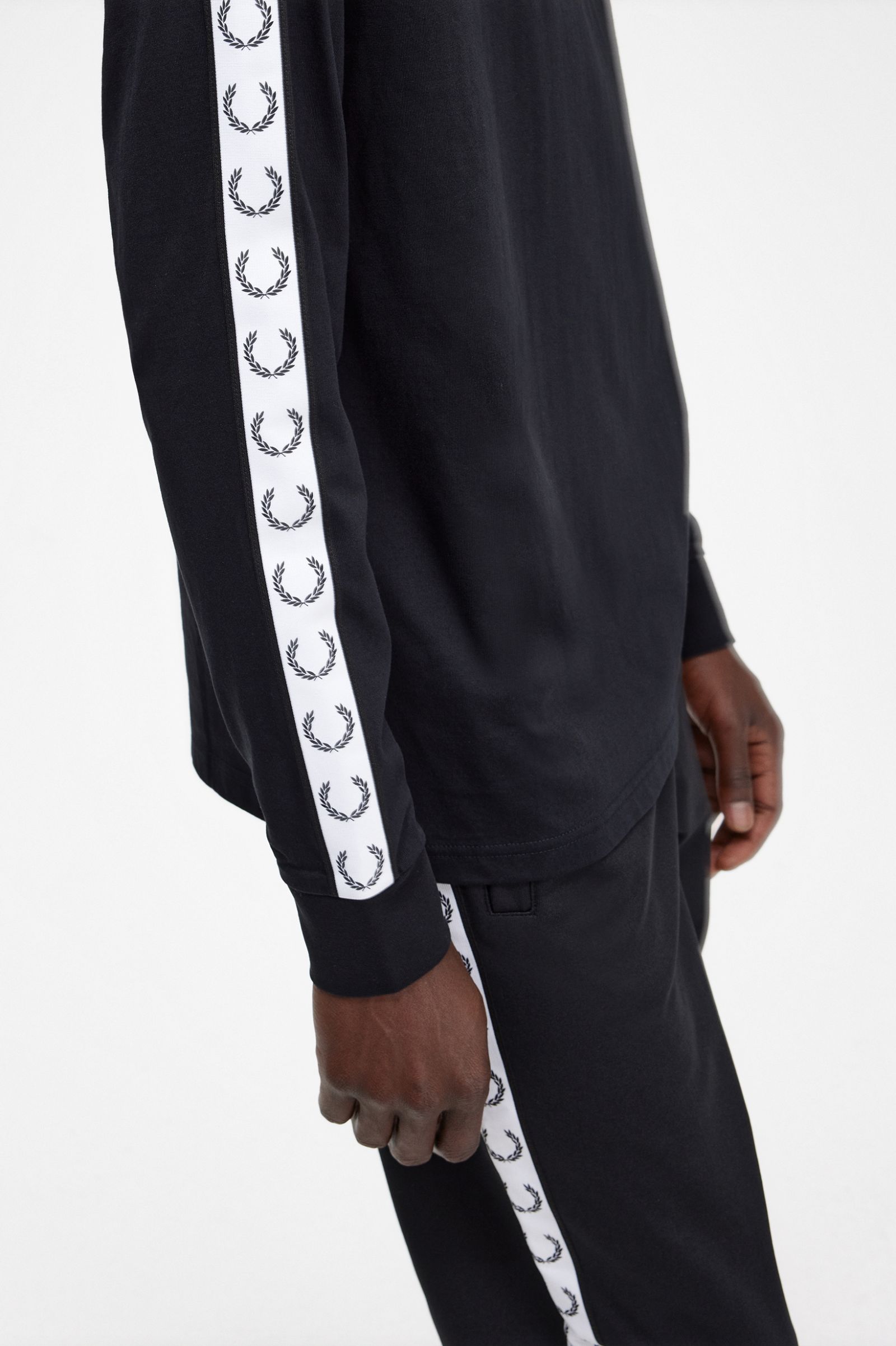 Taped Long Sleeve T-Shirt Black 7038941