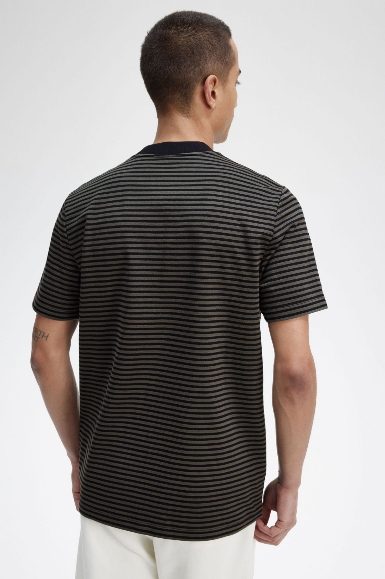 Fine Stripe Heavyweight T-Shirt Black / Field Green 7038959