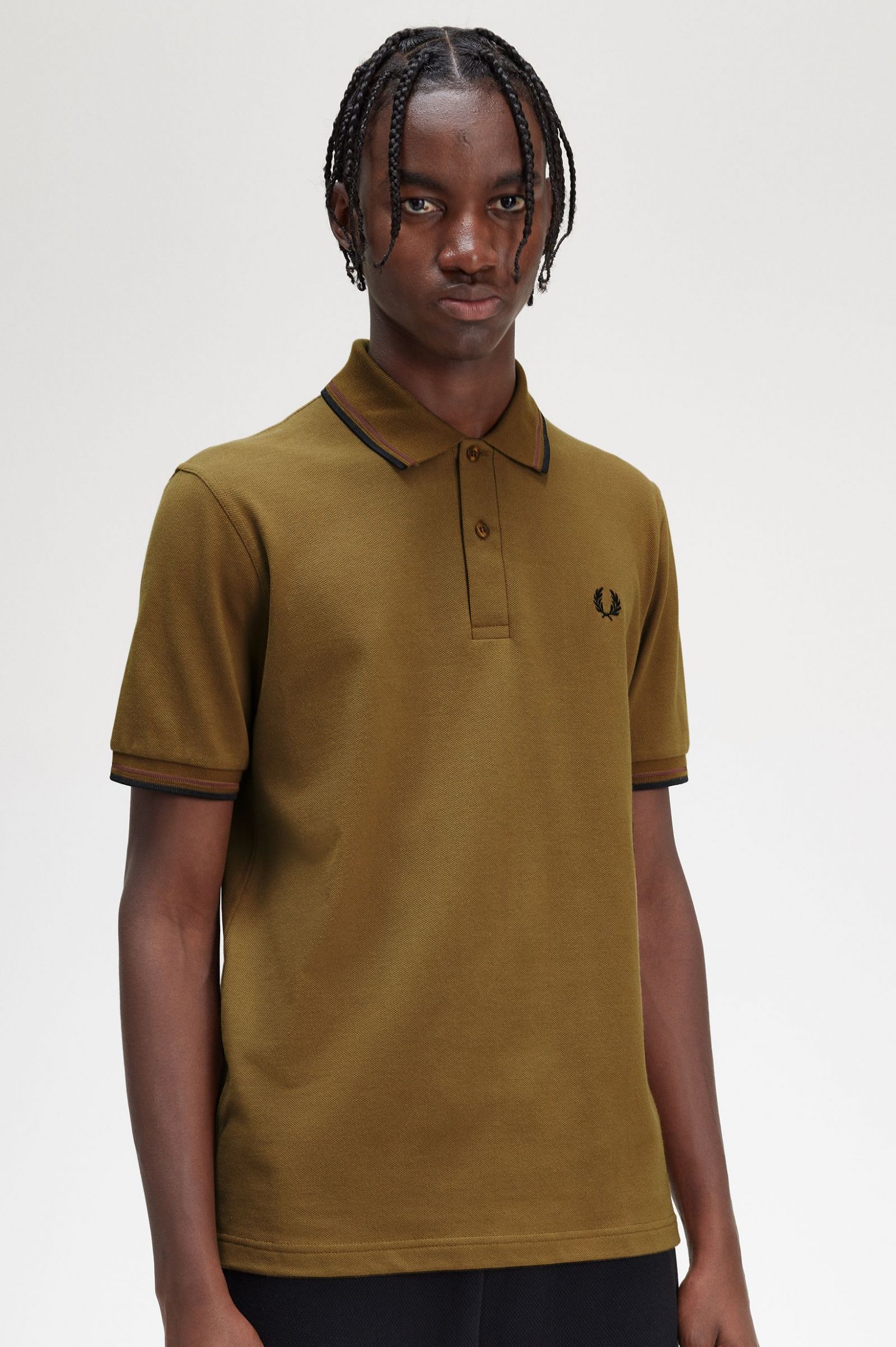 The Fred Perry ShirtM12 Dark Caramel / Whisky Brown / Black 7039058