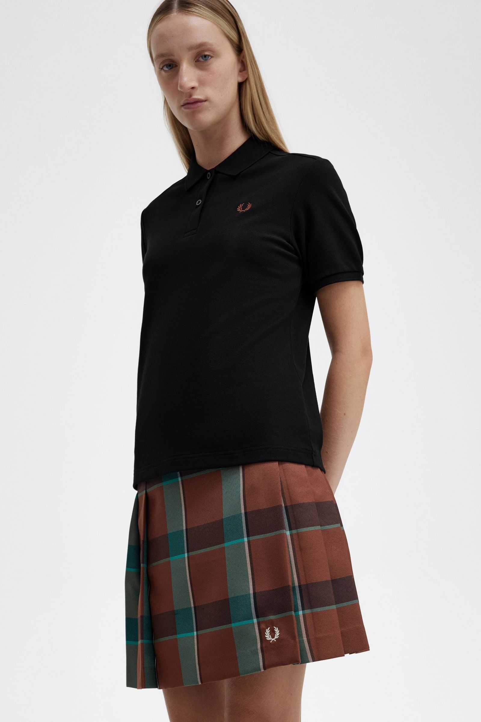 The Fred Perry ShirtG6000 Black / Whisky Brown 7039448